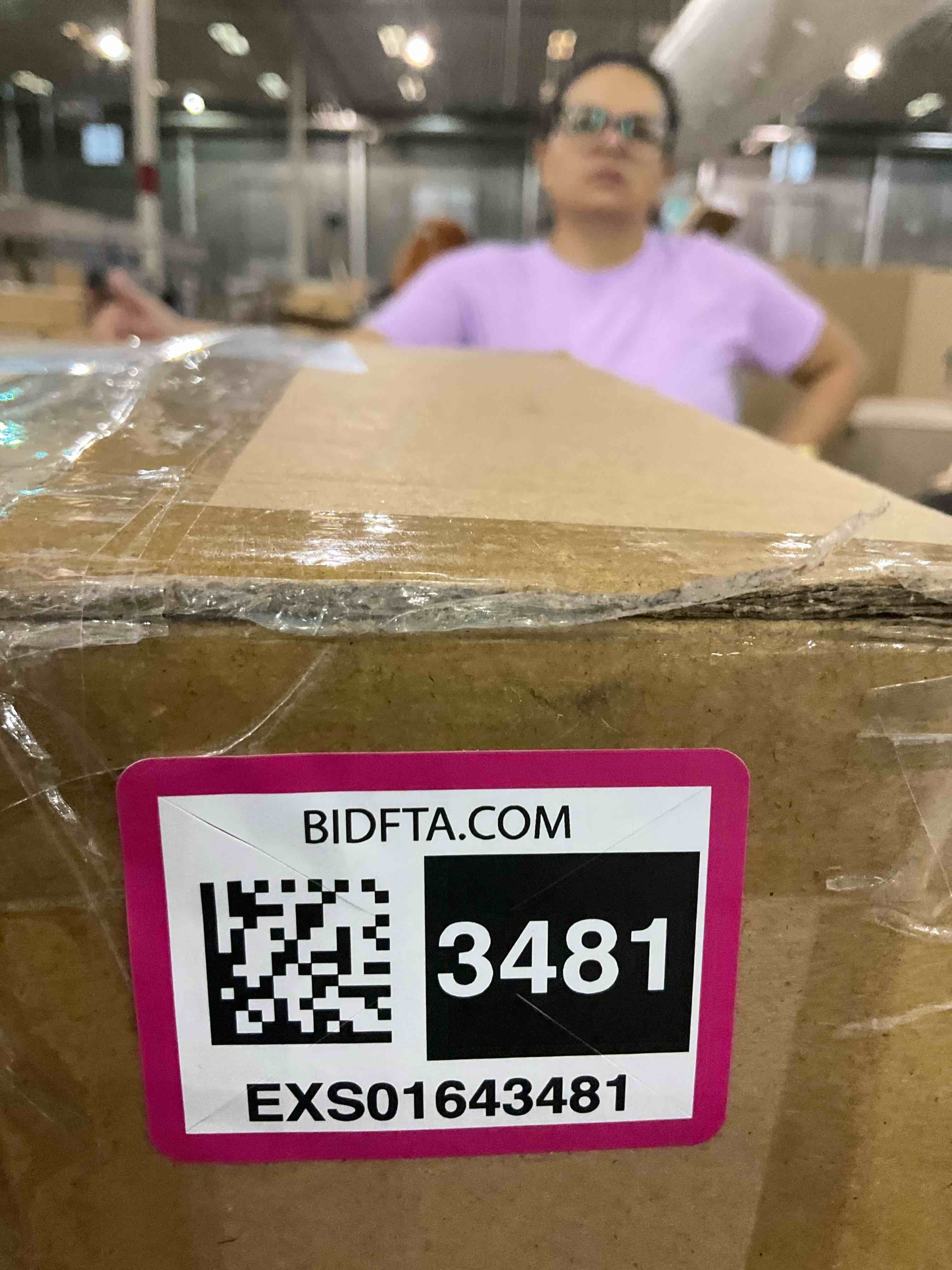 https://s3.amazonaws.com/lotting-images-prod/BargainHunt/EXS01643481_1721743224247.jpeg