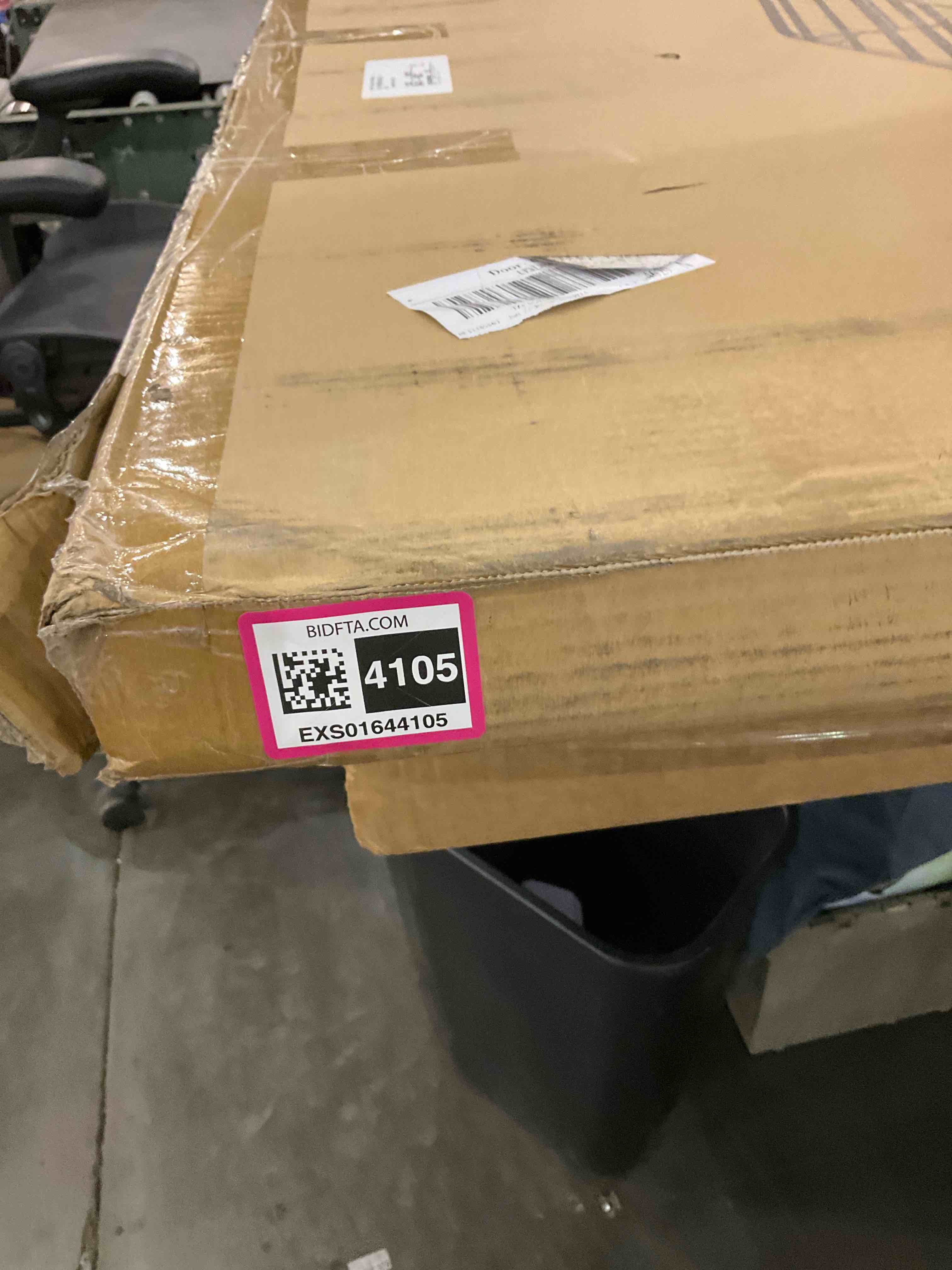 https://s3.amazonaws.com/lotting-images-prod/BargainHunt/EXS01644105_1720437963419.jpeg