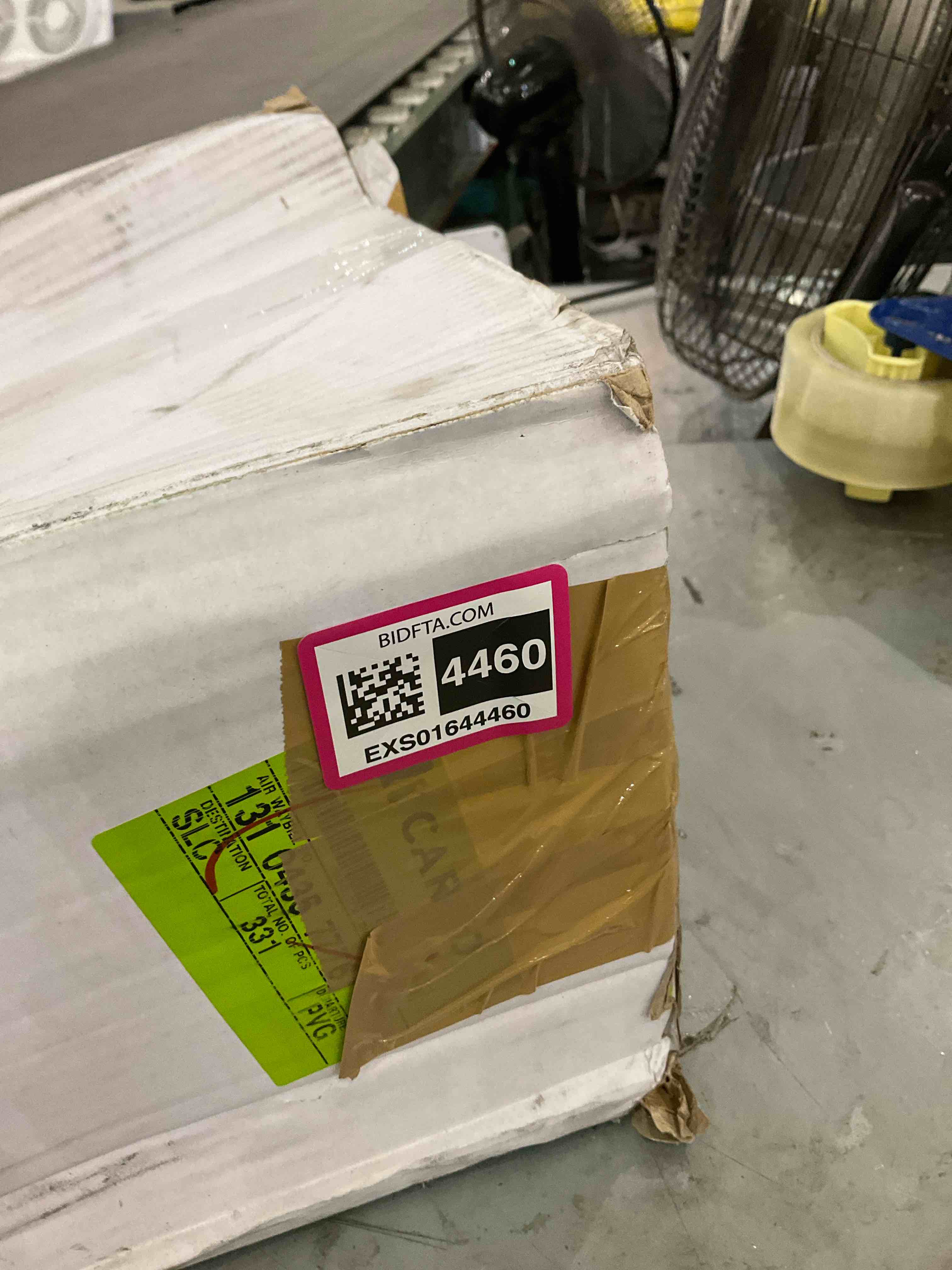 https://s3.amazonaws.com/lotting-images-prod/BargainHunt/EXS01644460_1720620824874.jpeg