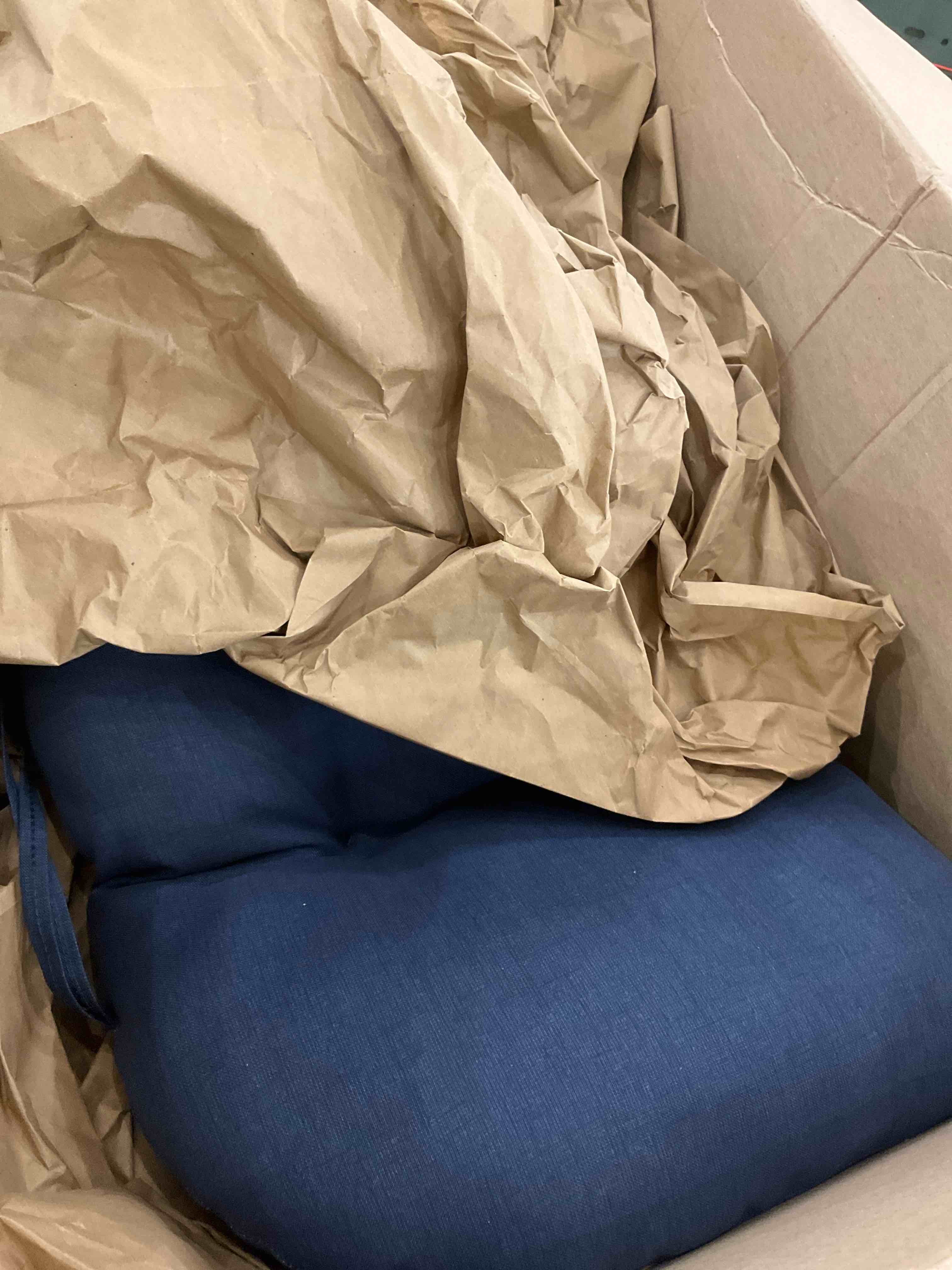 https://s3.amazonaws.com/lotting-images-prod/BargainHunt/EXS01645073_1720012951389.jpeg