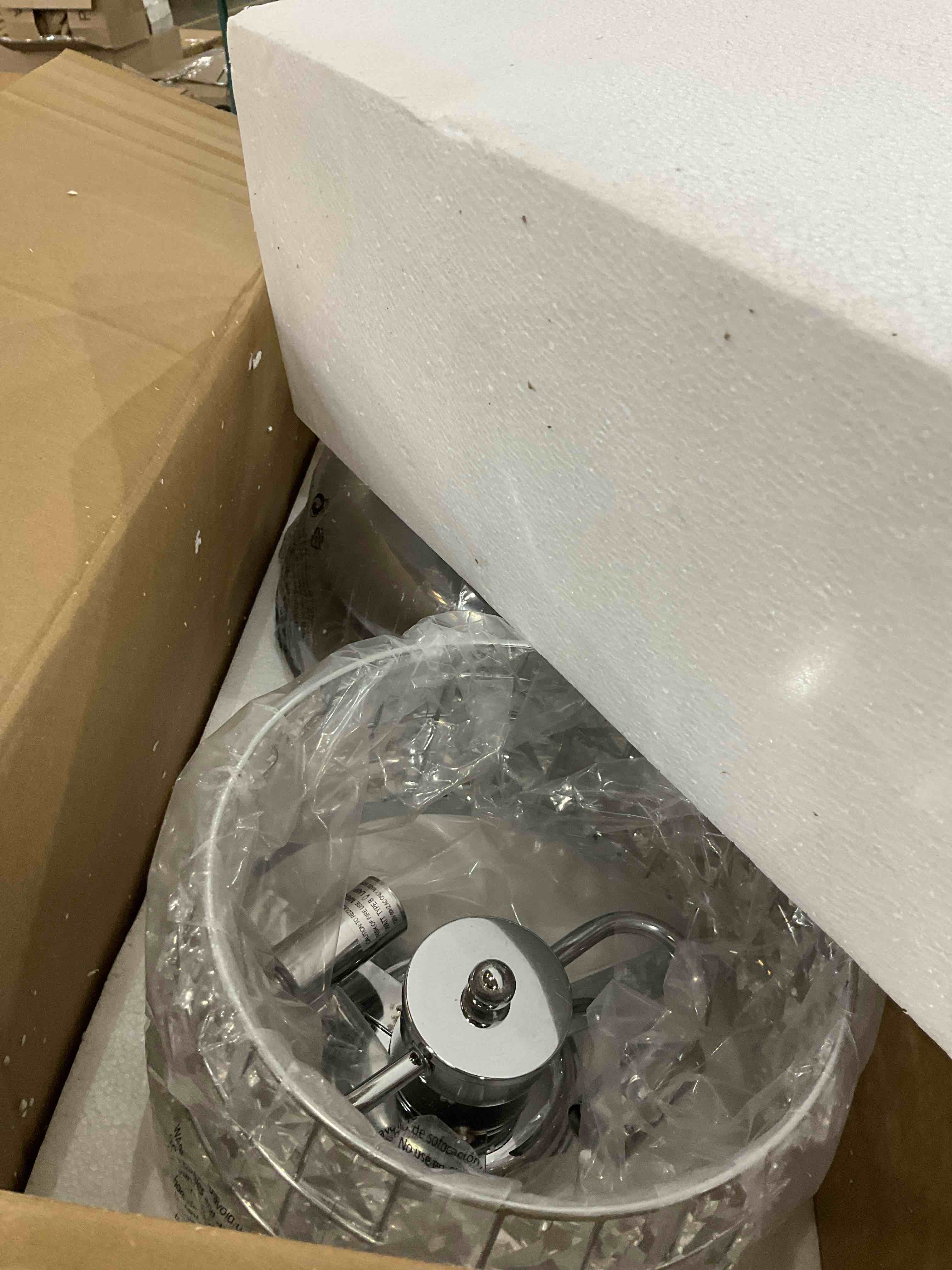 https://s3.amazonaws.com/lotting-images-prod/BargainHunt/EXS01645175_1720443207991.jpeg