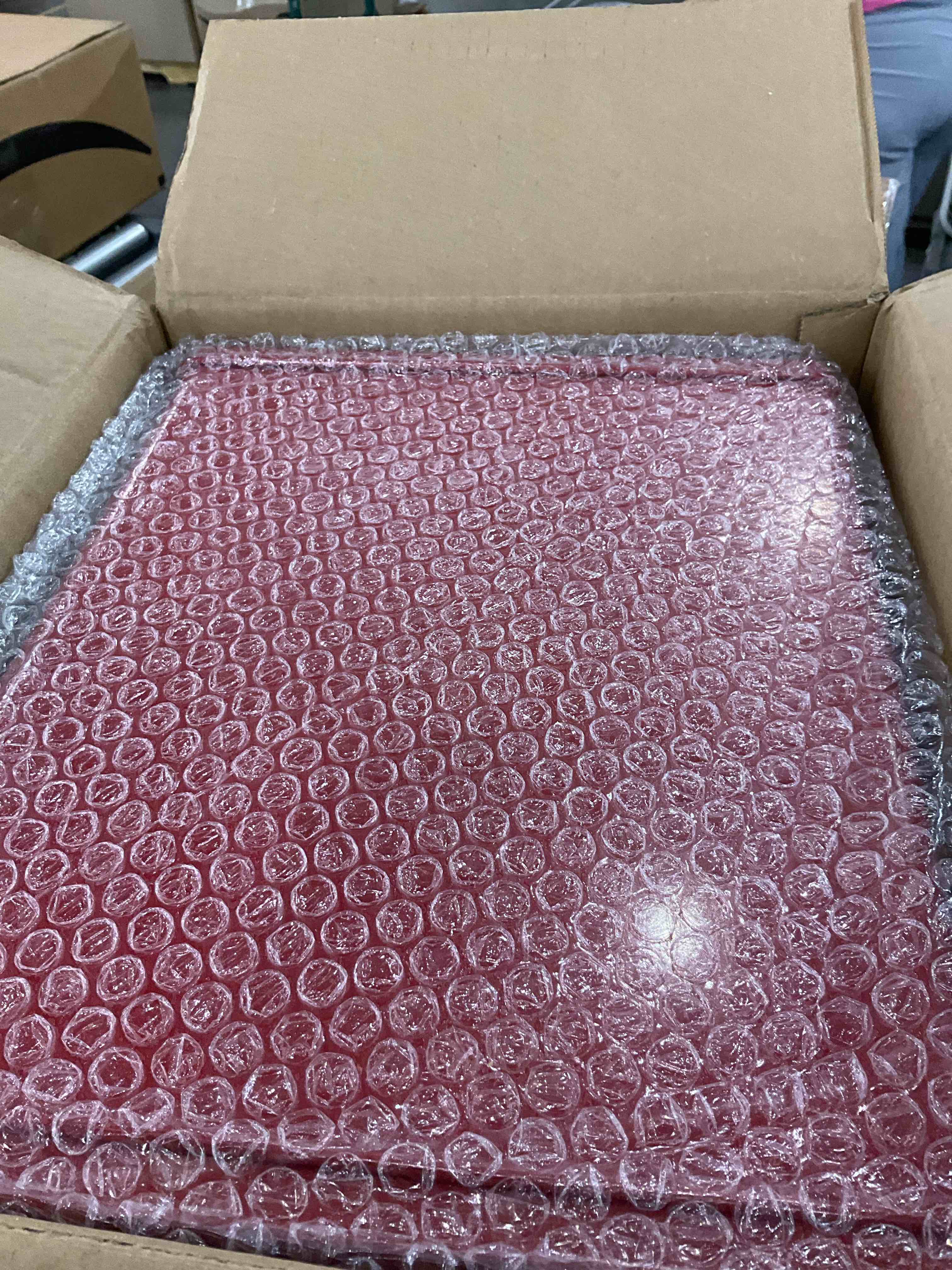 https://s3.amazonaws.com/lotting-images-prod/BargainHunt/EXS01645176_1720443348185.jpeg