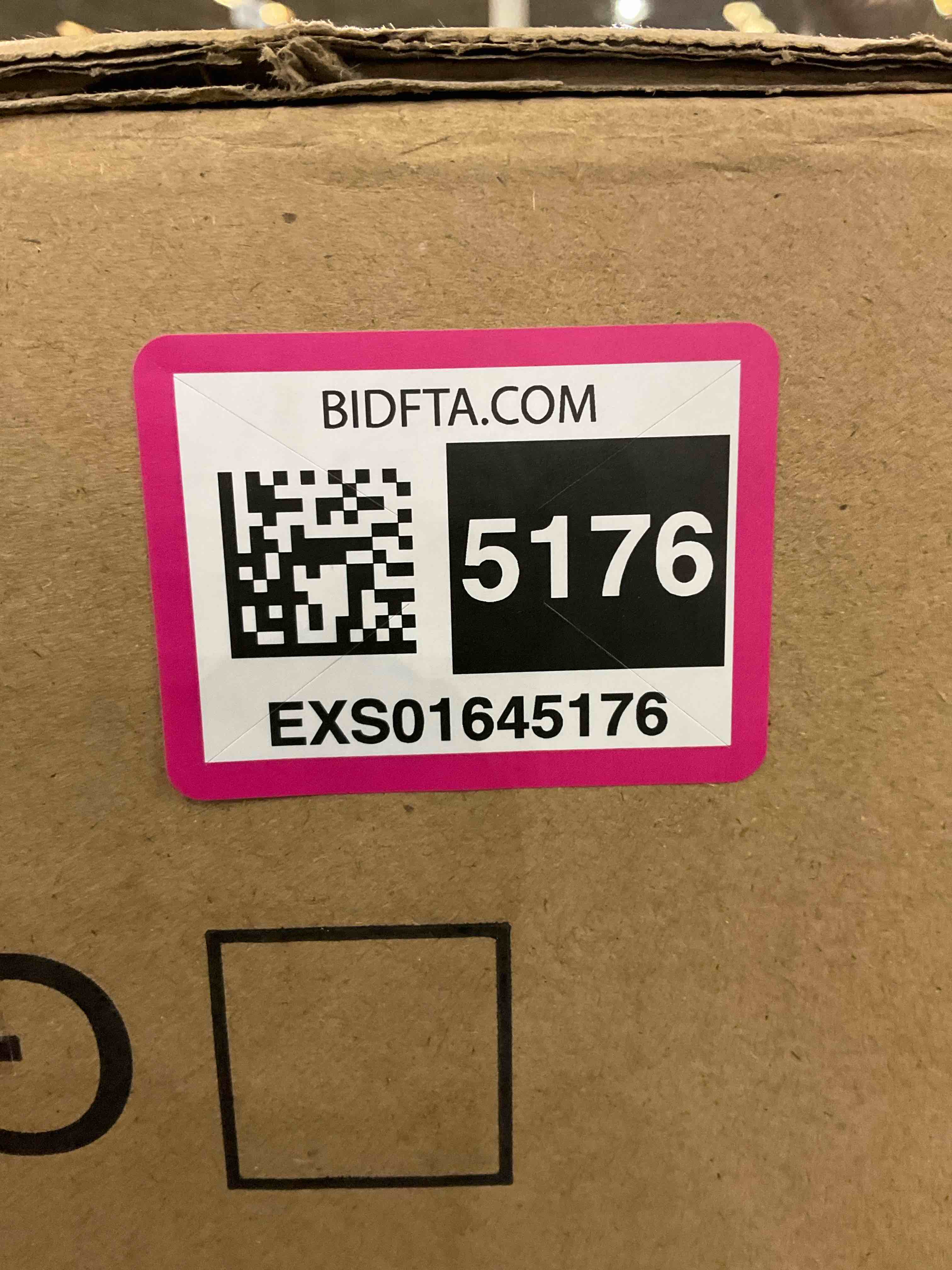 https://s3.amazonaws.com/lotting-images-prod/BargainHunt/EXS01645176_1720444862659.jpeg