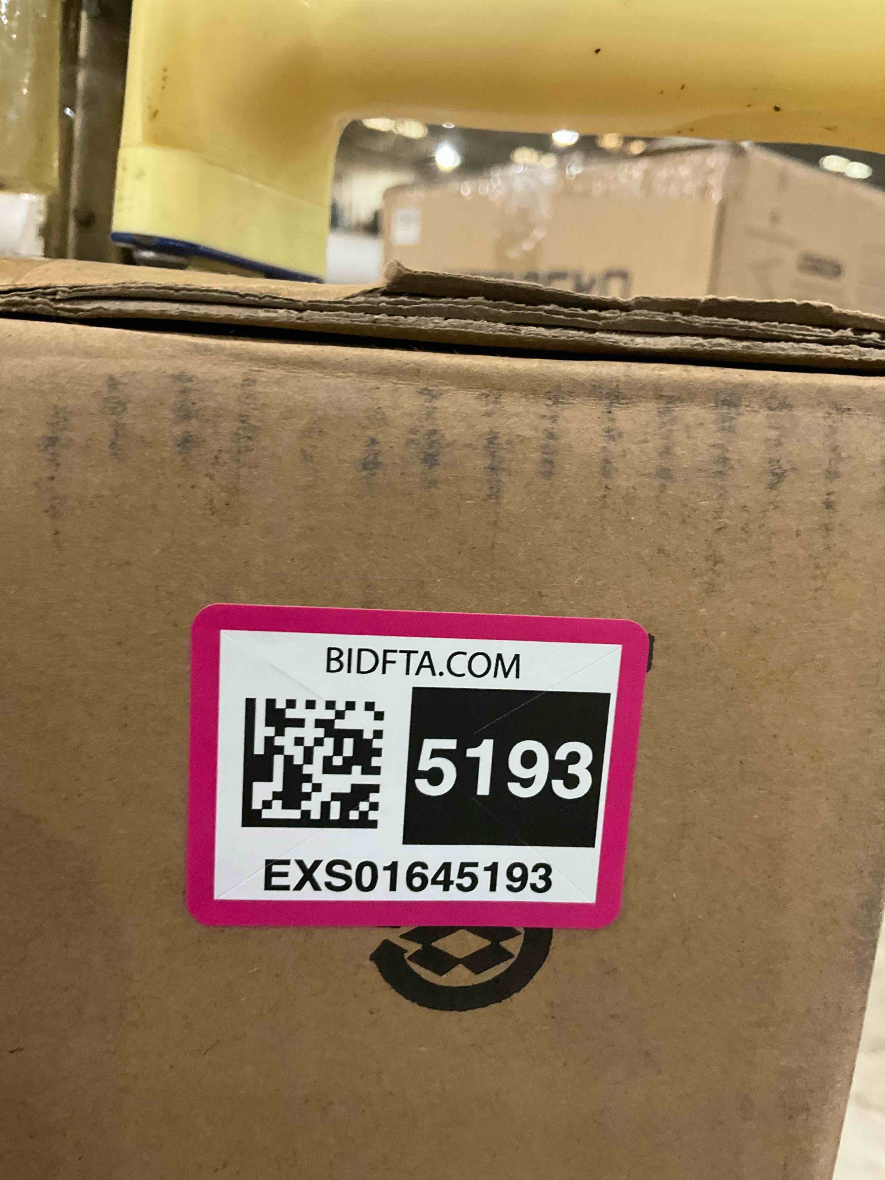 https://s3.amazonaws.com/lotting-images-prod/BargainHunt/EXS01645193_1720447306125.jpeg