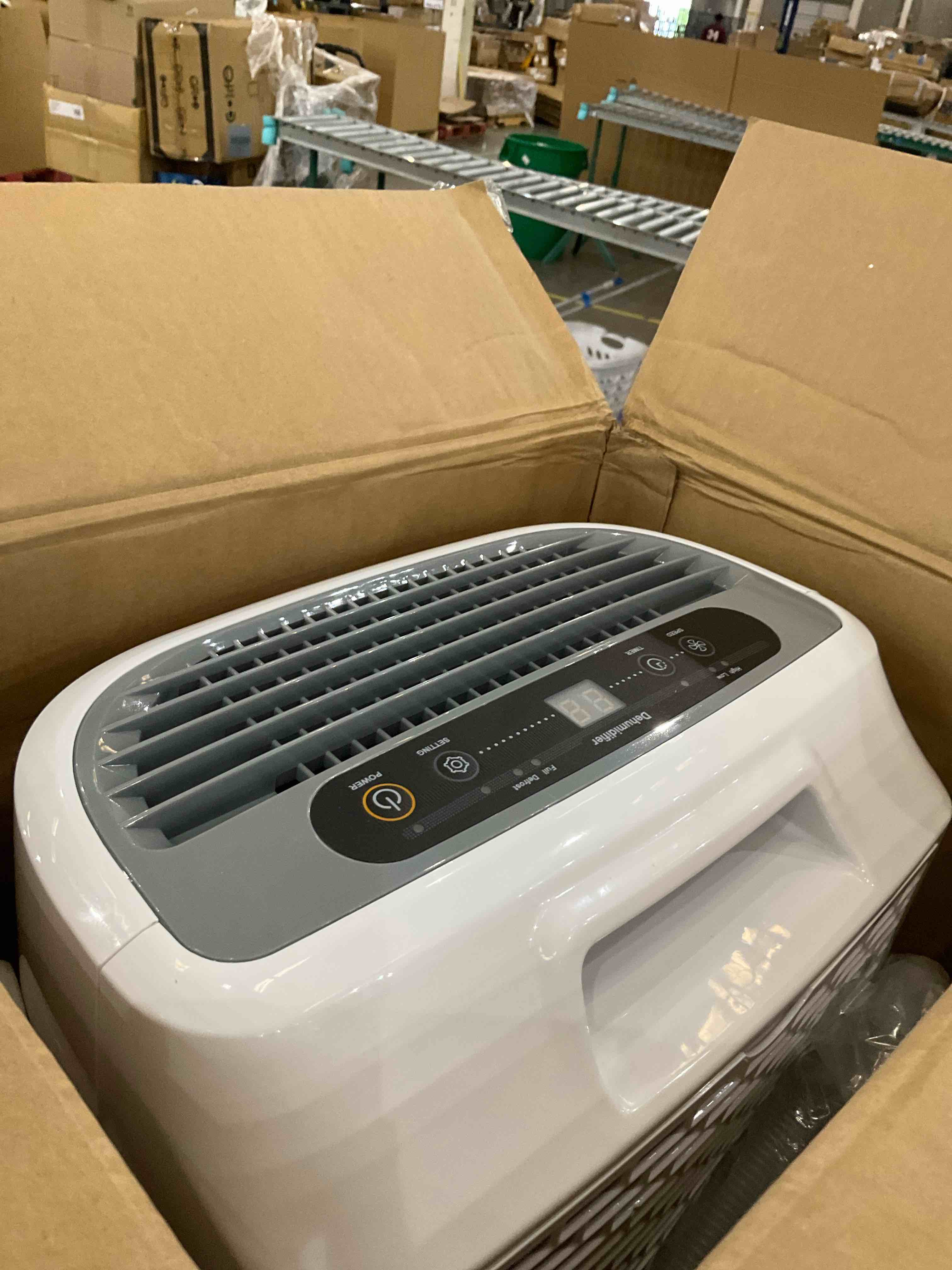 ANDTE 2500 Sq.Ft Dehumidifiers for Large Room and Home Basements, 31 Pints Dehumidifiers with Auto or Manual Drainage, 0.528 Gallon Water Tank with Drain Hose, Auto Defrost, Dry Clothes Function, 24H Timer