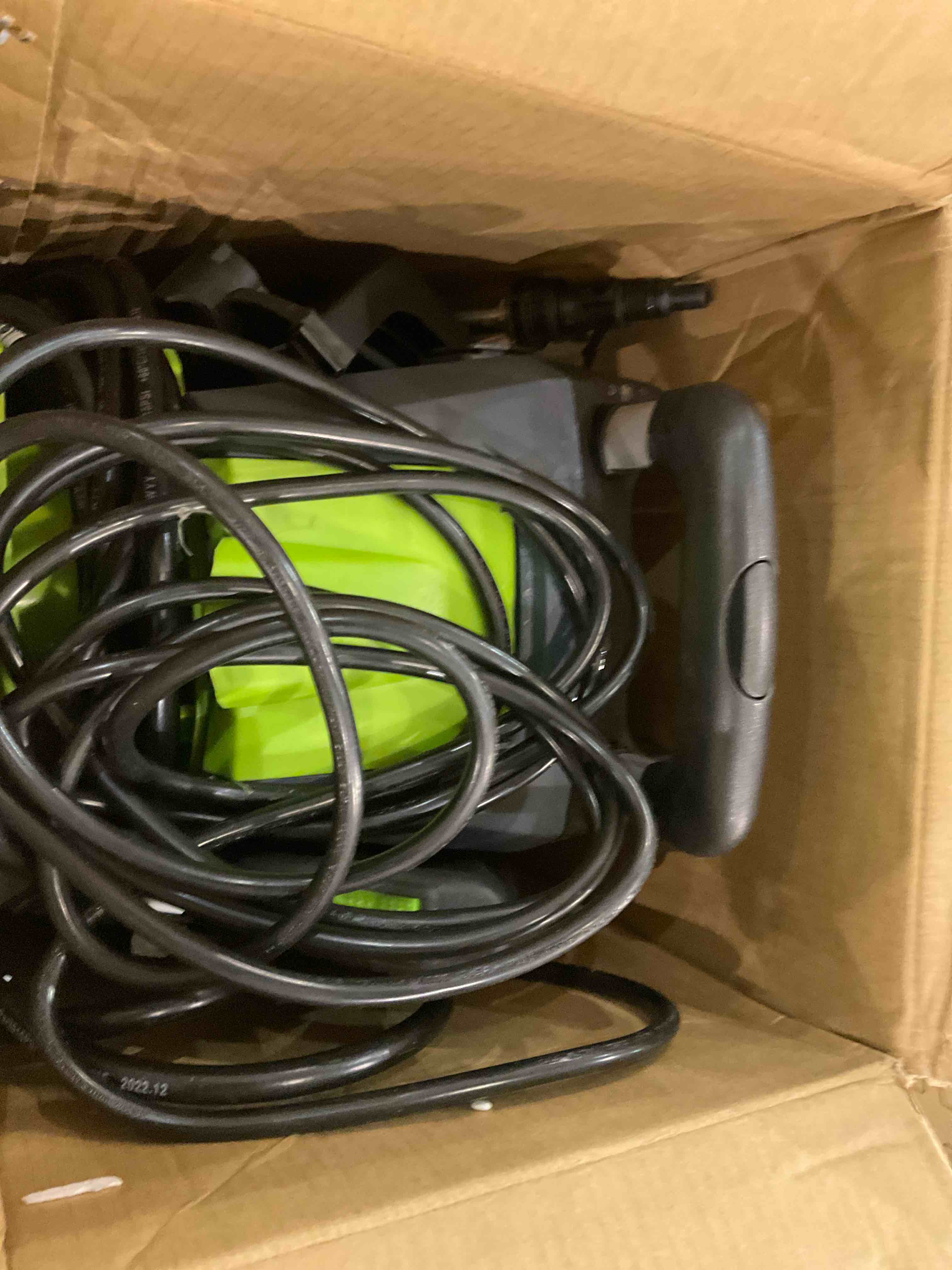 https://s3.amazonaws.com/lotting-images-prod/BargainHunt/EXS01645648_1720439269650.jpeg