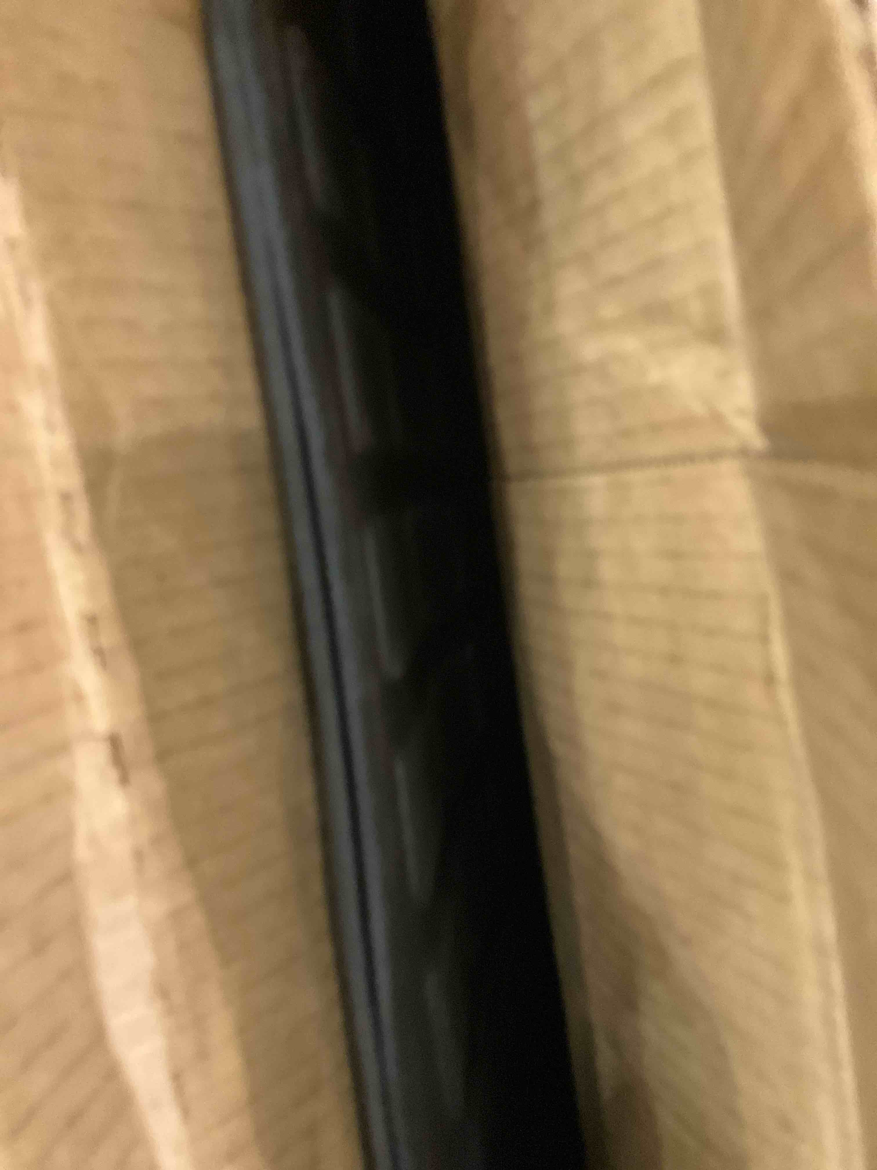 https://s3.amazonaws.com/lotting-images-prod/BargainHunt/EXS01645672_1720445974345.jpeg
