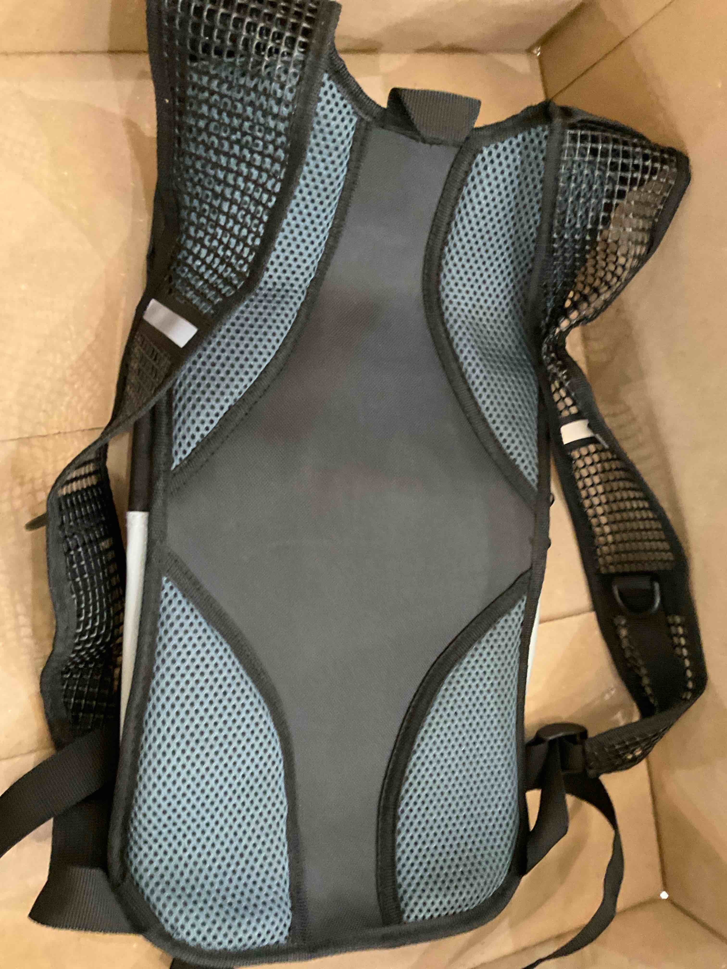 https://s3.amazonaws.com/lotting-images-prod/BargainHunt/EXS01645961_1721057709147.jpeg