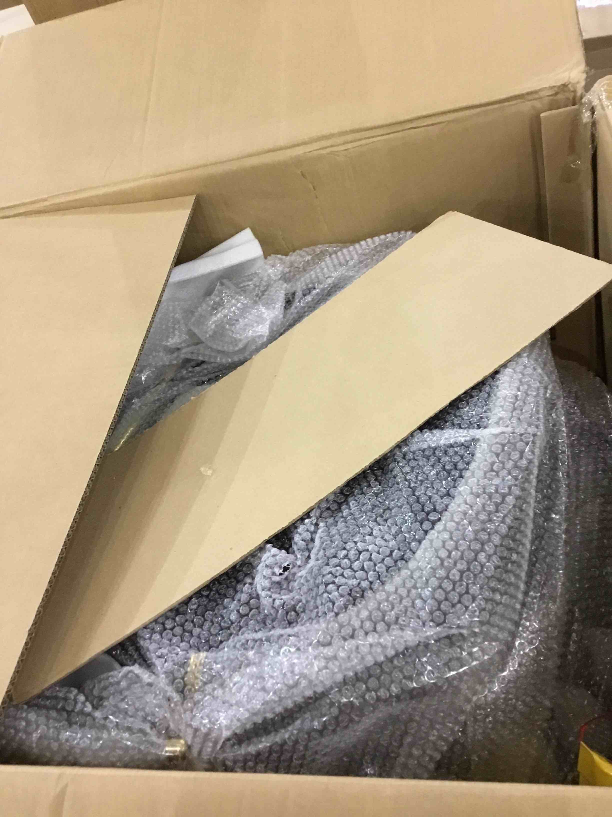 https://s3.amazonaws.com/lotting-images-prod/BargainHunt/EXS01646038_1720009172029.jpeg