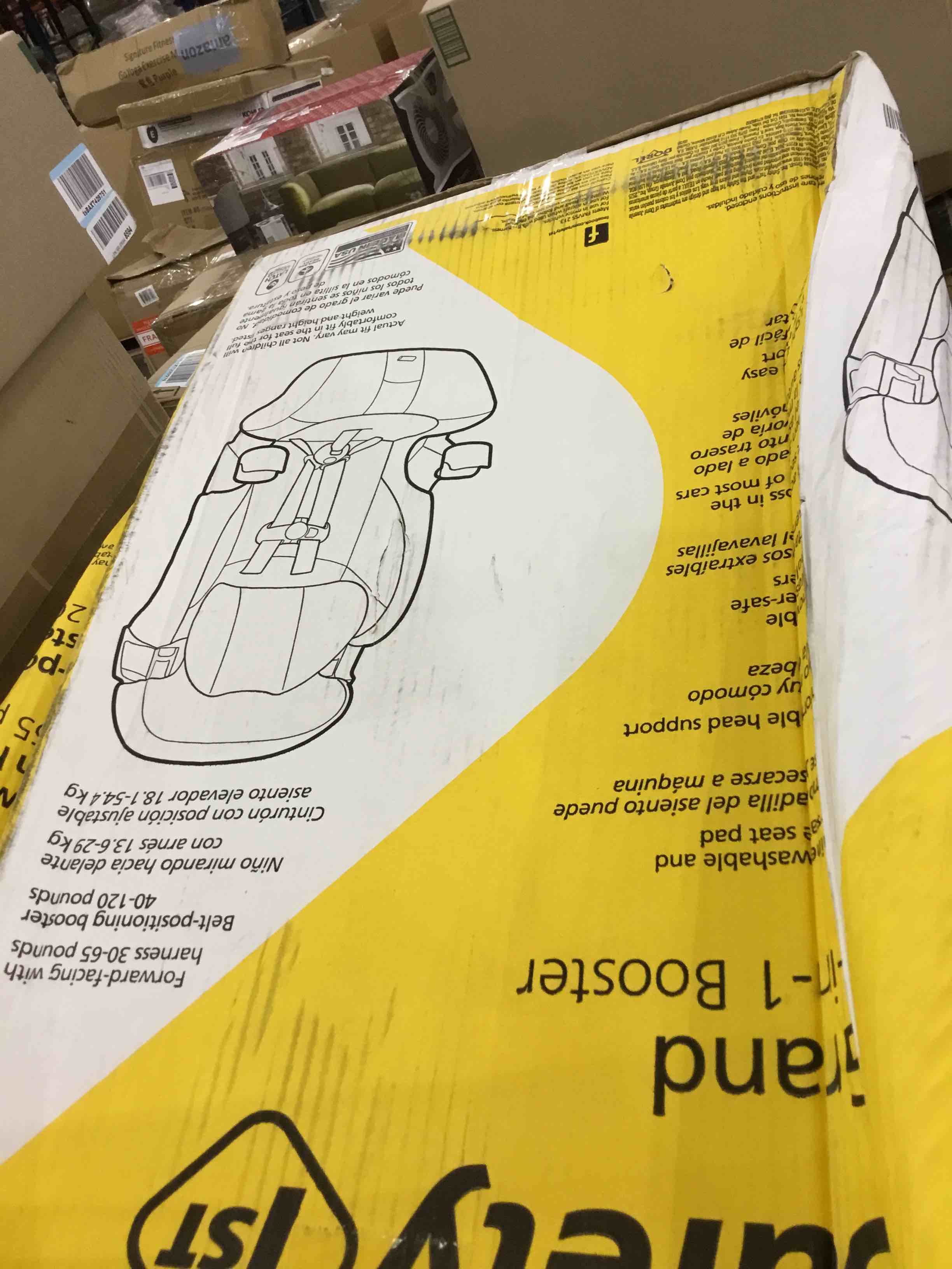 Safety 1st Grand 2-in-1 Booster Car Seat, Extended Use: Forward-Facing with Harness, 30-65 pounds and Belt-Positioning Booster, 40-120 pounds, High Street