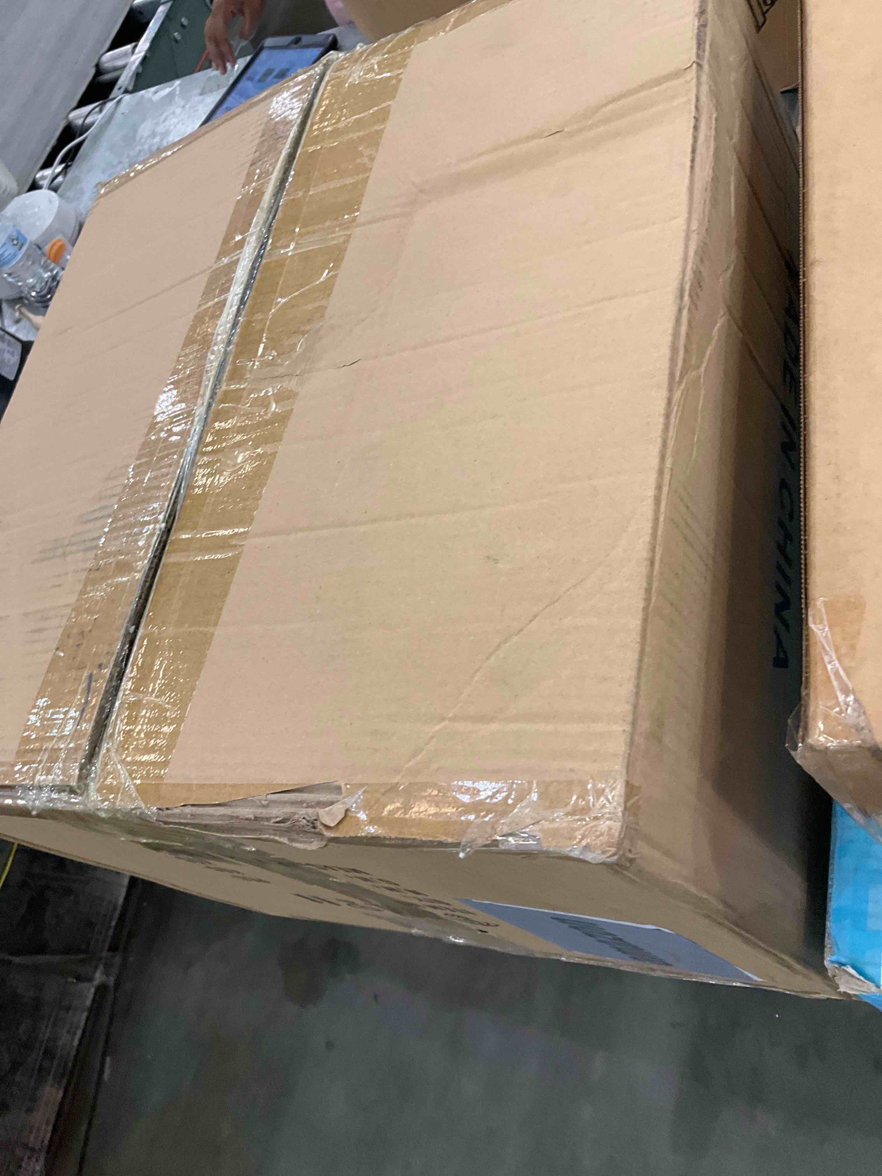 https://s3.amazonaws.com/lotting-images-prod/BargainHunt/EXS01646258_1722350119074.jpeg