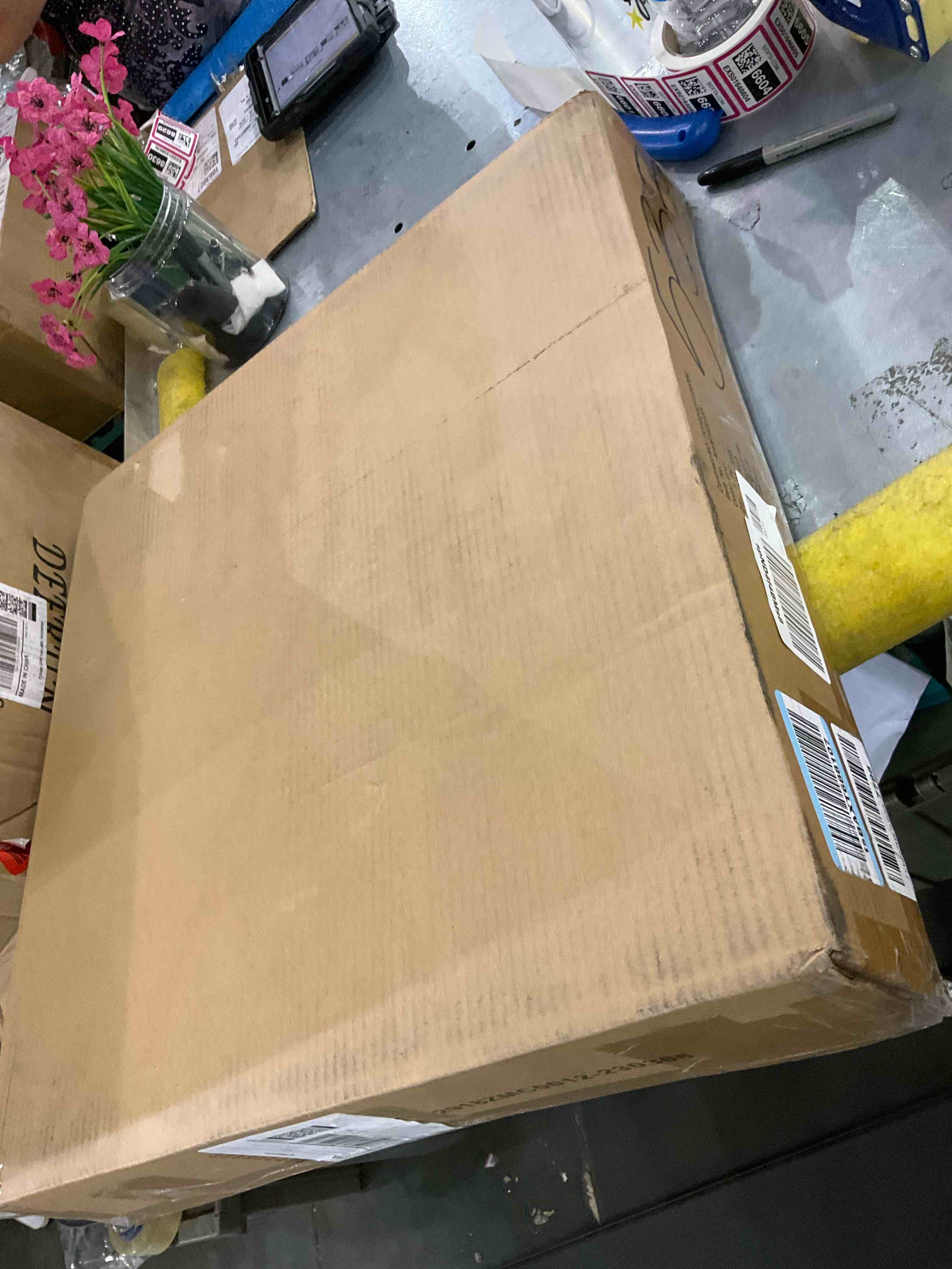 https://s3.amazonaws.com/lotting-images-prod/BargainHunt/EXS01646601_1721044375699.jpeg