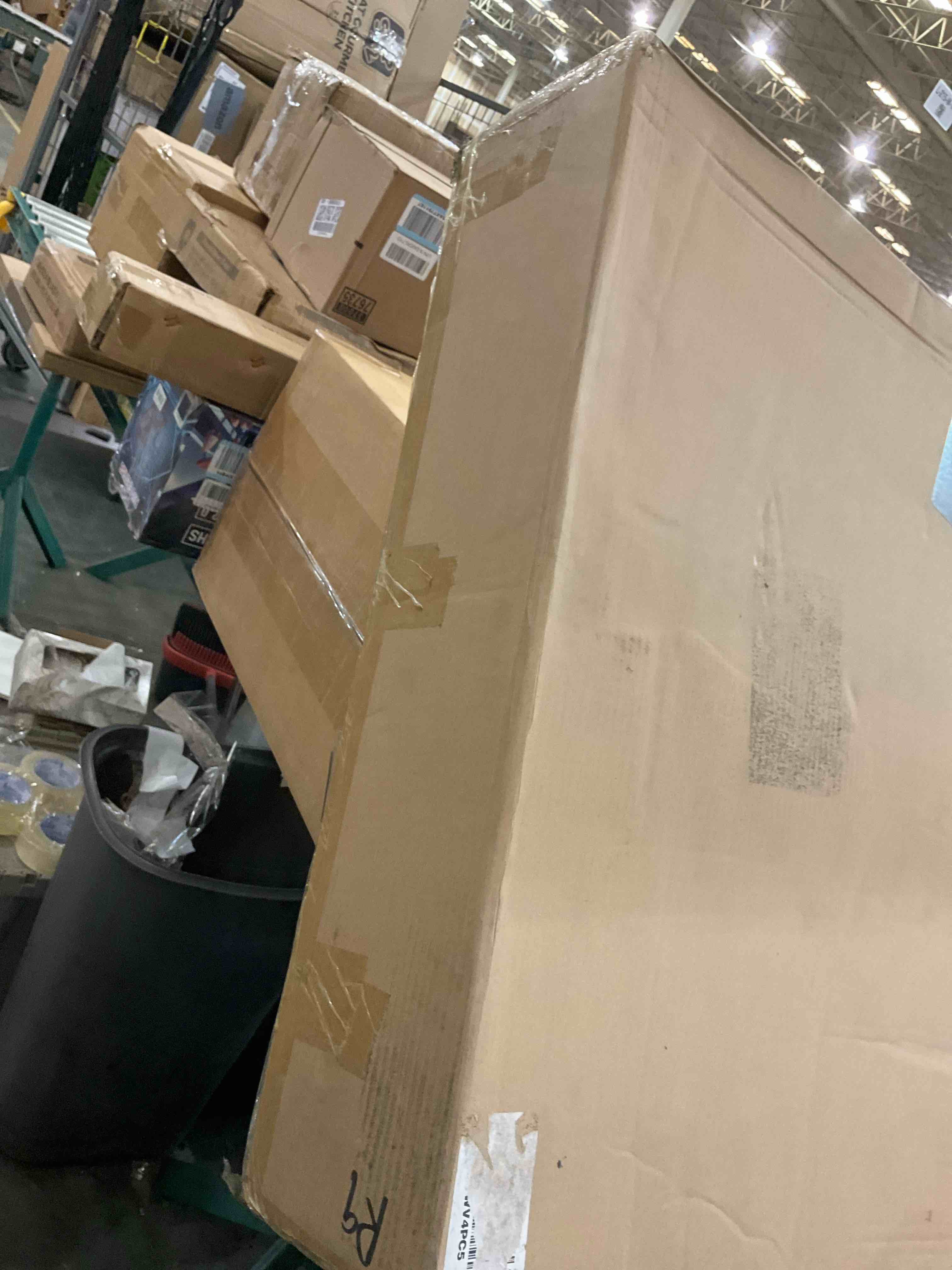 https://s3.amazonaws.com/lotting-images-prod/BargainHunt/EXS01646684_1721057842054.jpeg