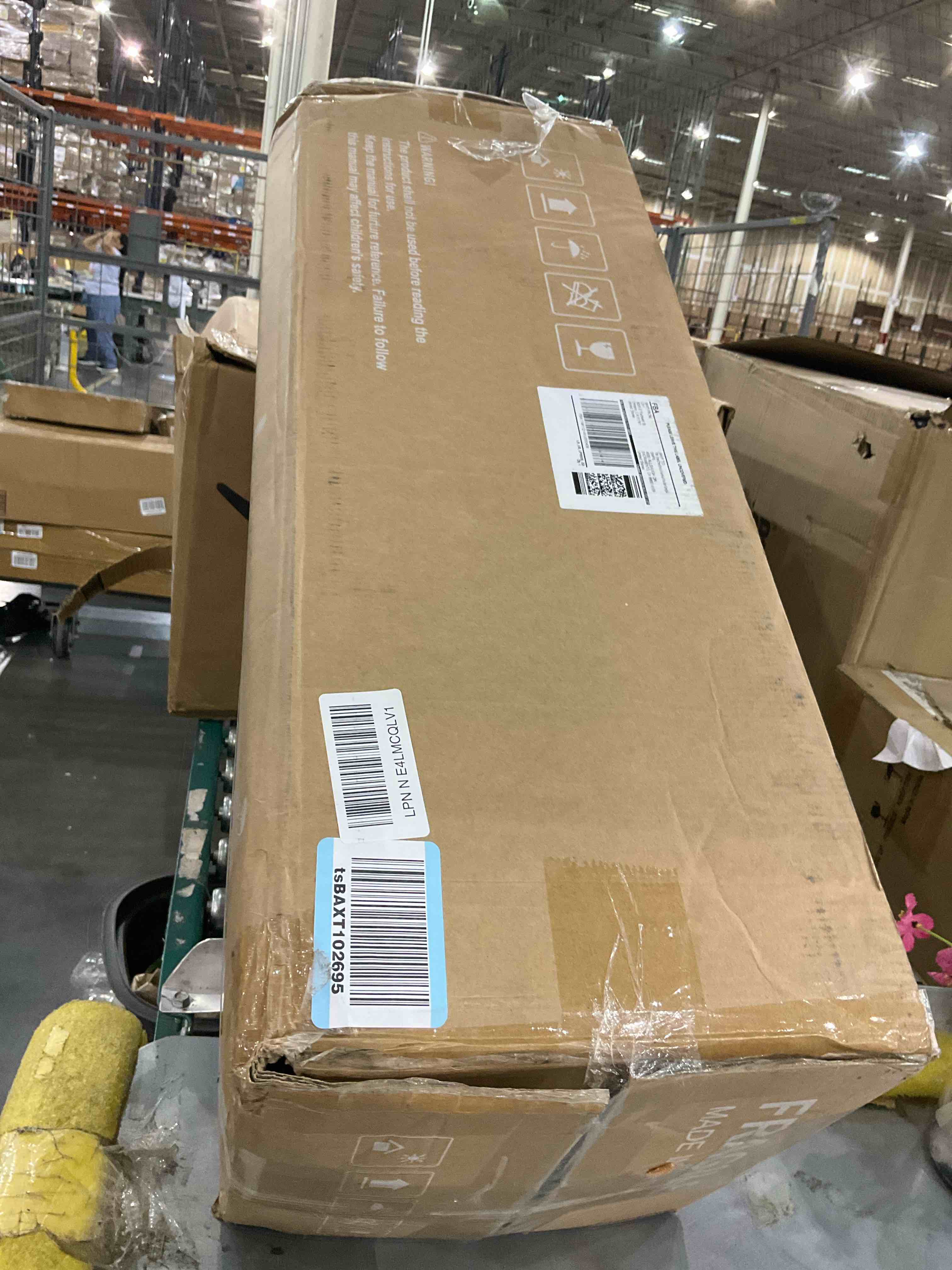 https://s3.amazonaws.com/lotting-images-prod/BargainHunt/EXS01646748_1721128592959.jpeg