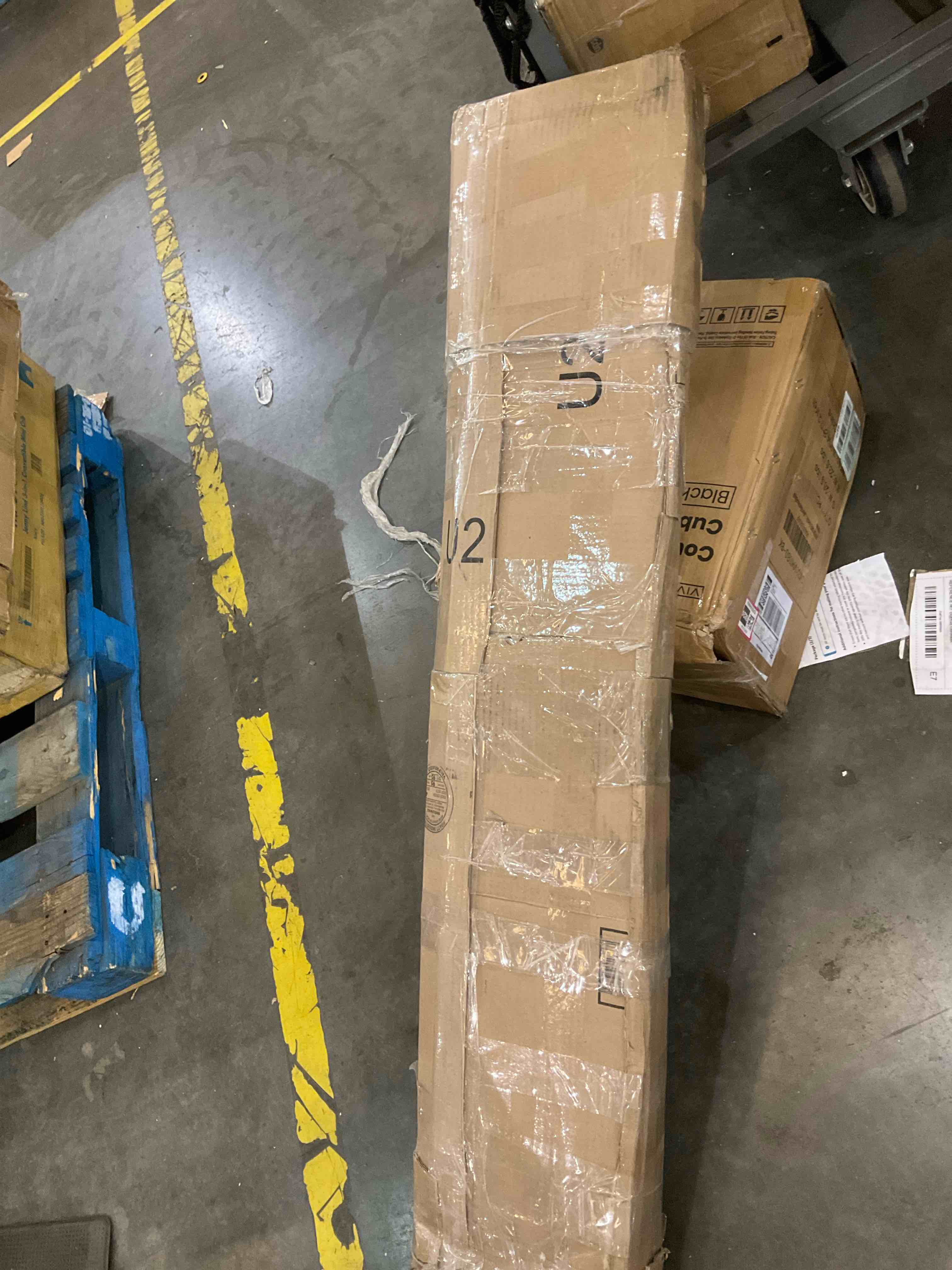 https://s3.amazonaws.com/lotting-images-prod/BargainHunt/EXS01646807_1721143763970.jpeg