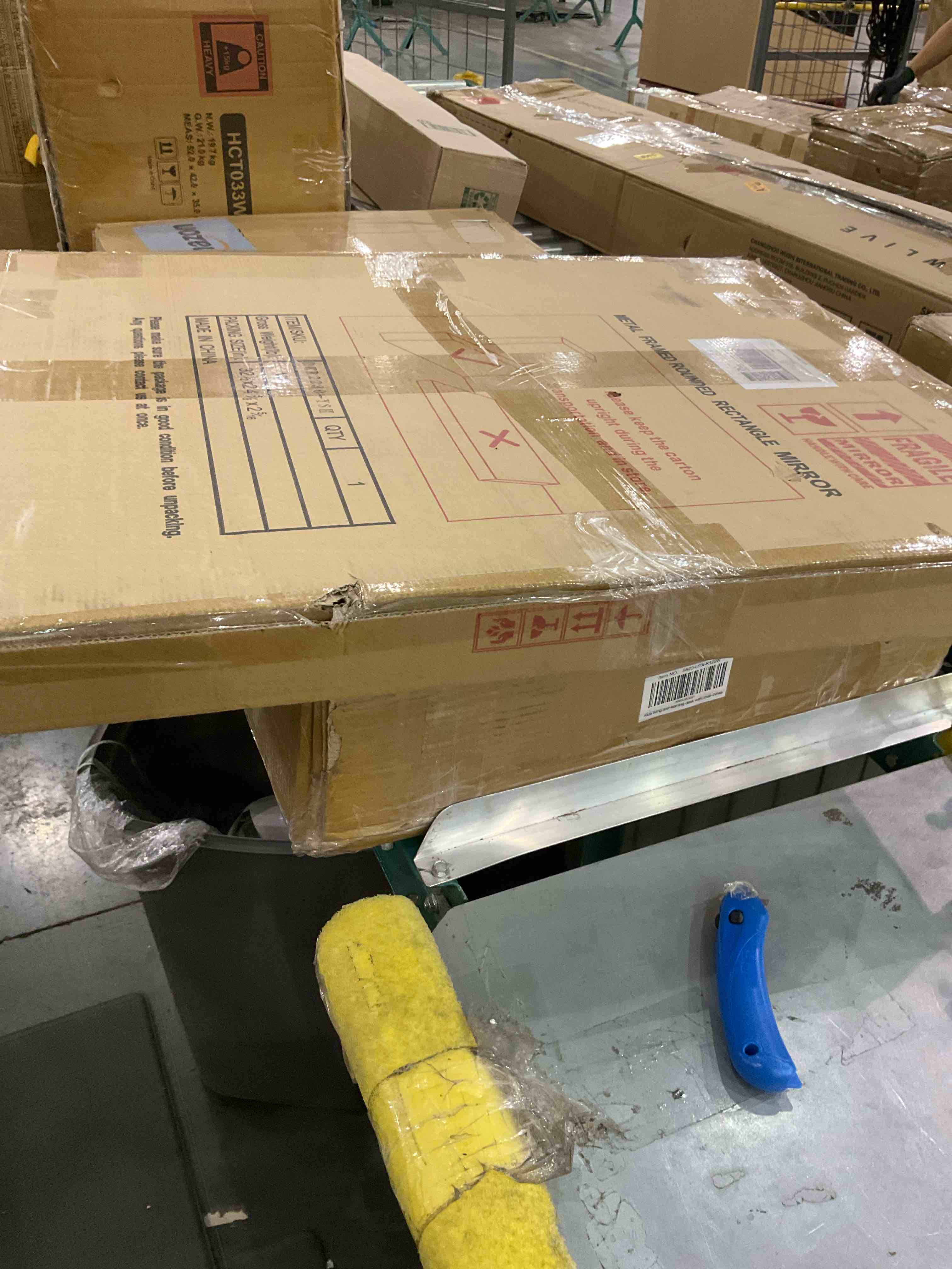 https://s3.amazonaws.com/lotting-images-prod/BargainHunt/EXS01646880_1721215976200.jpeg