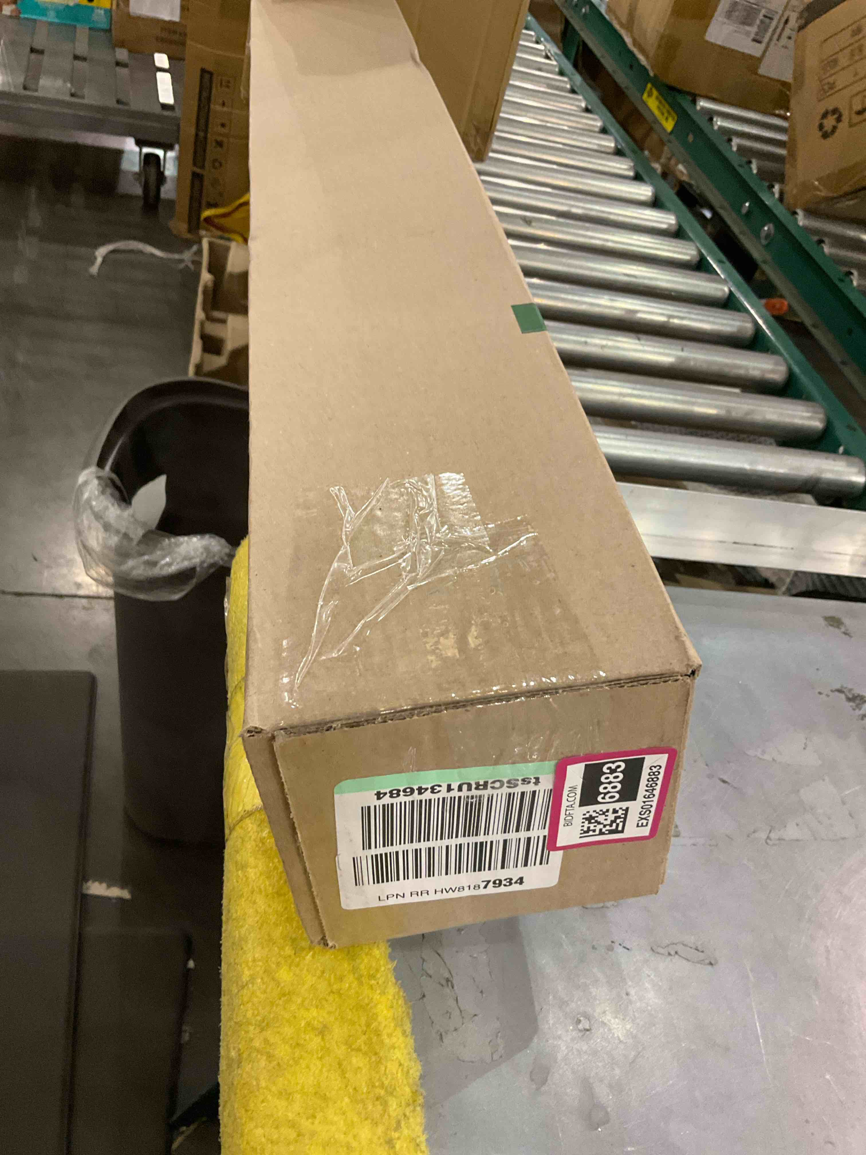 https://s3.amazonaws.com/lotting-images-prod/BargainHunt/EXS01646883_1721216336652.jpeg