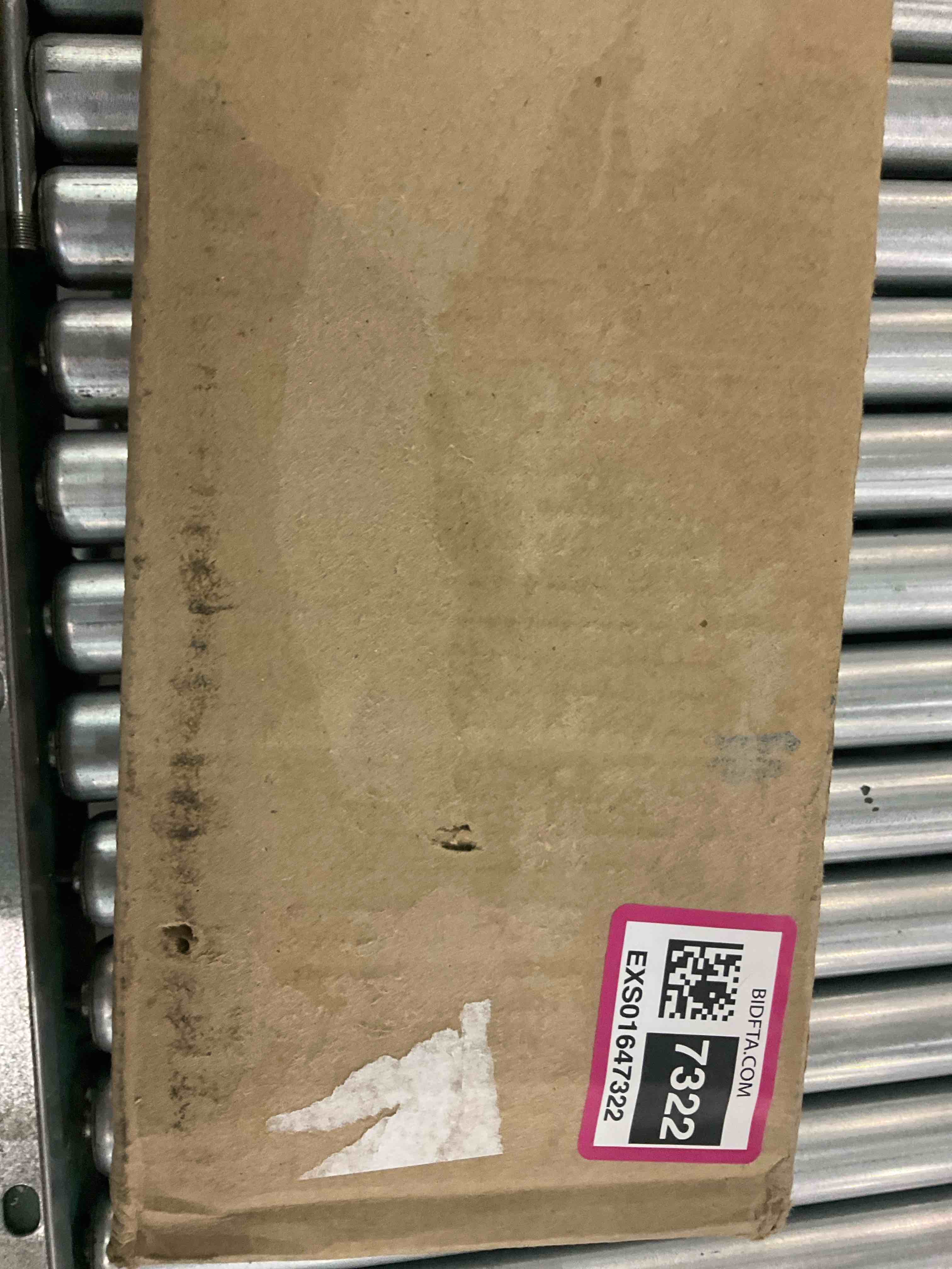 https://s3.amazonaws.com/lotting-images-prod/BargainHunt/EXS01647322_1721909466078.jpeg