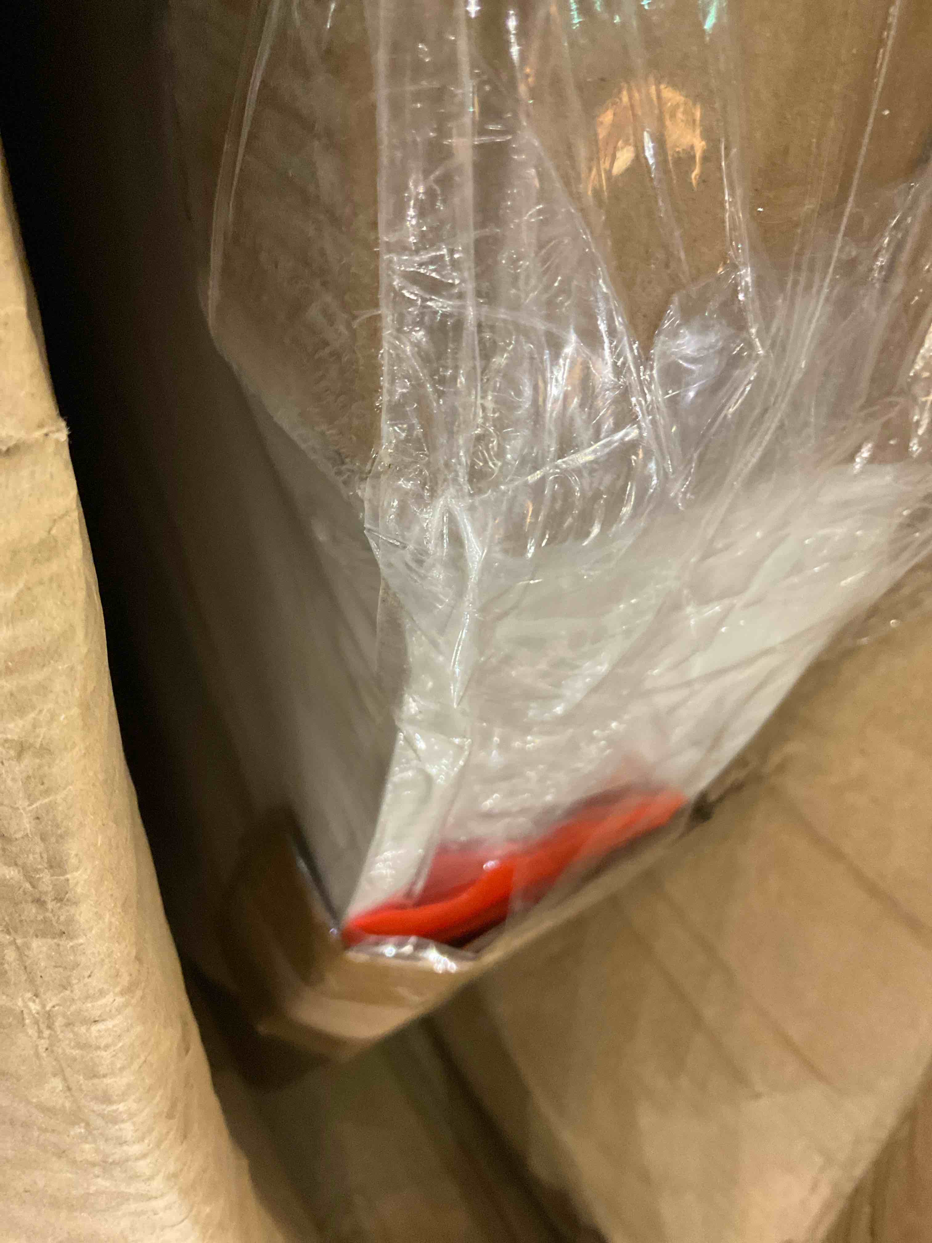 https://s3.amazonaws.com/lotting-images-prod/BargainHunt/EXS01647373_1721929695299.jpeg