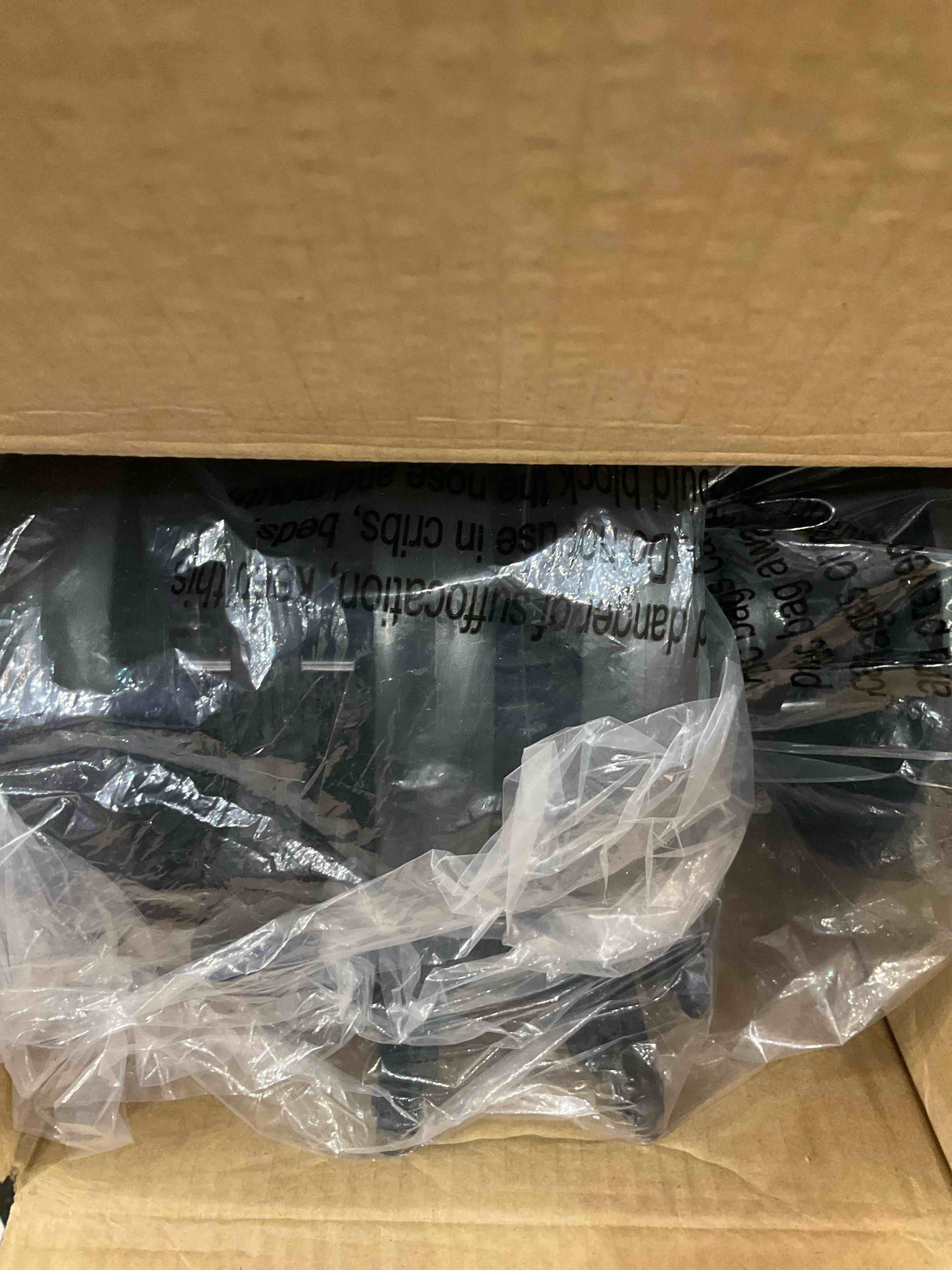 https://s3.amazonaws.com/lotting-images-prod/BargainHunt/EXS01647557_1722348861196.jpeg