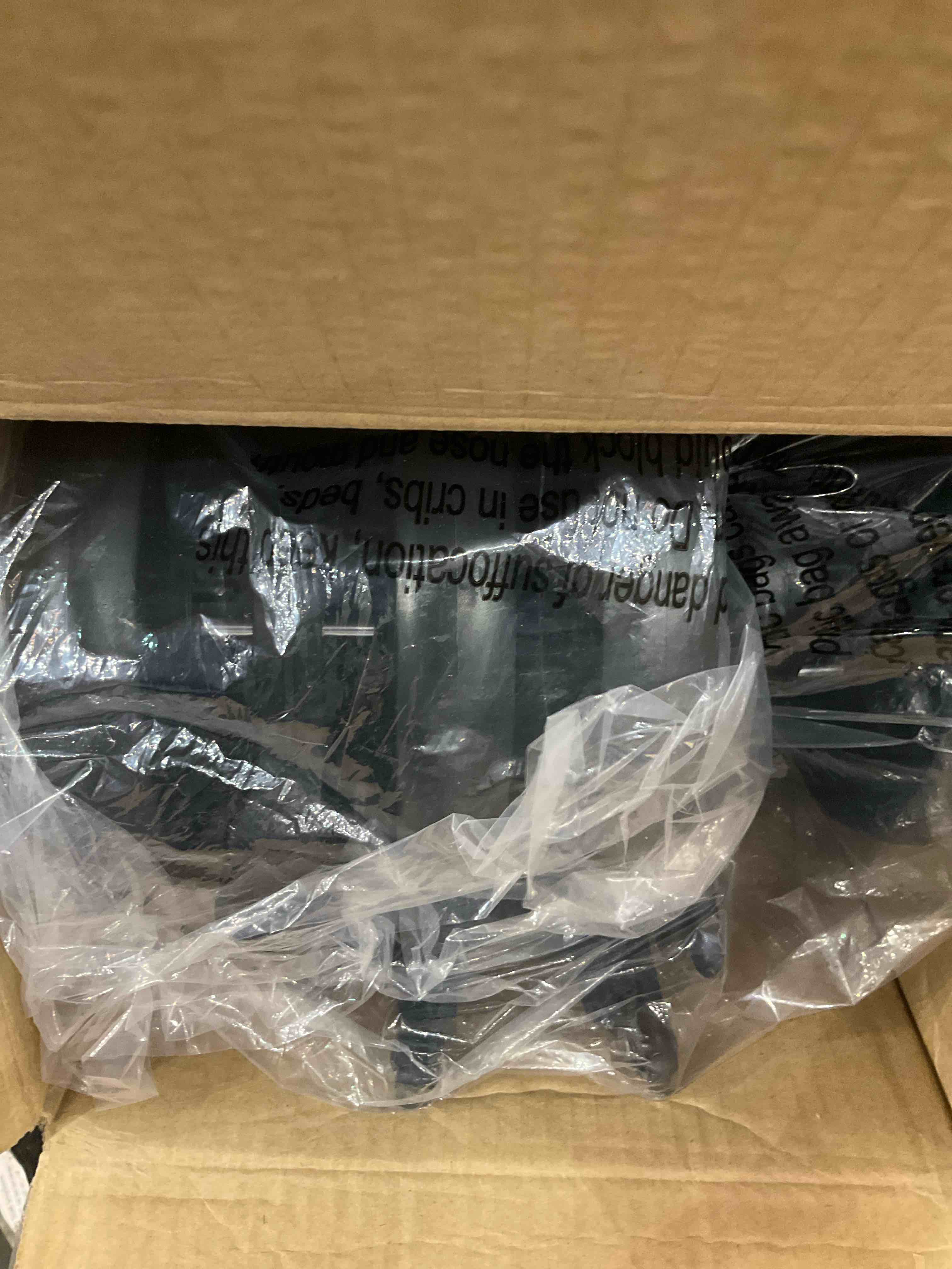https://s3.amazonaws.com/lotting-images-prod/BargainHunt/EXS01647557_1722348863011.jpeg