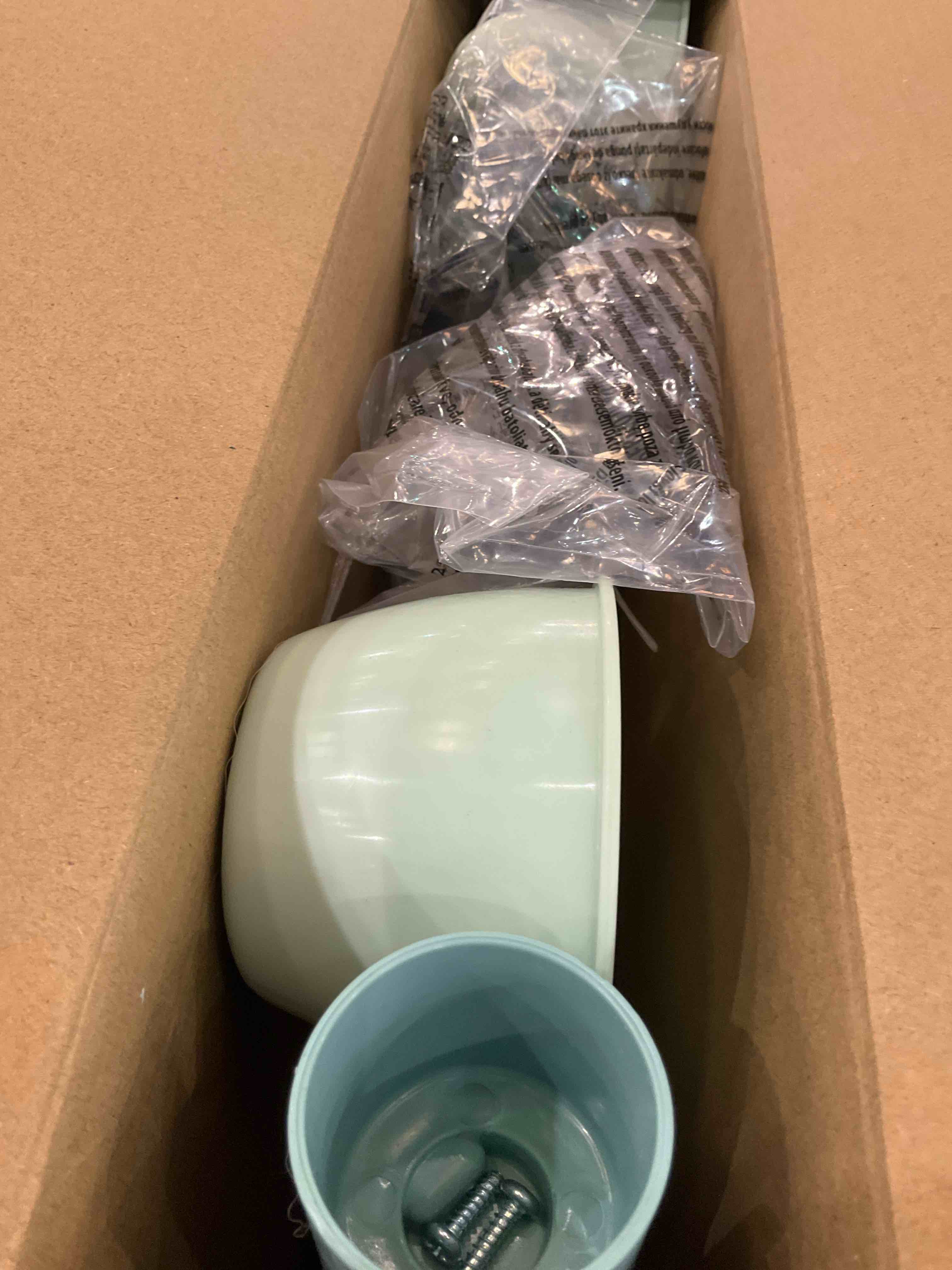https://s3.amazonaws.com/lotting-images-prod/BargainHunt/EXS01647579_1722352765968.jpeg