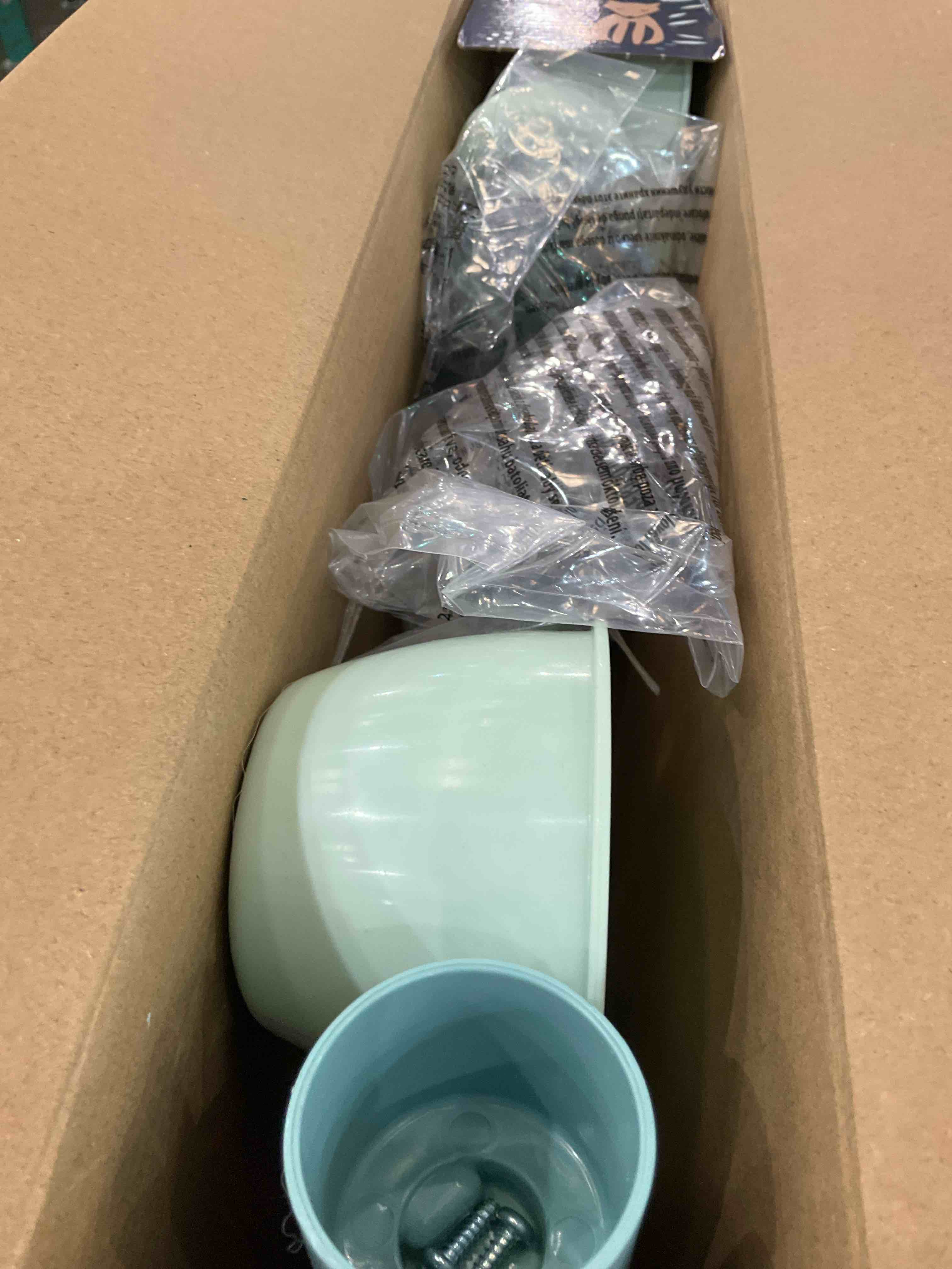 https://s3.amazonaws.com/lotting-images-prod/BargainHunt/EXS01647579_1722352768066.jpeg