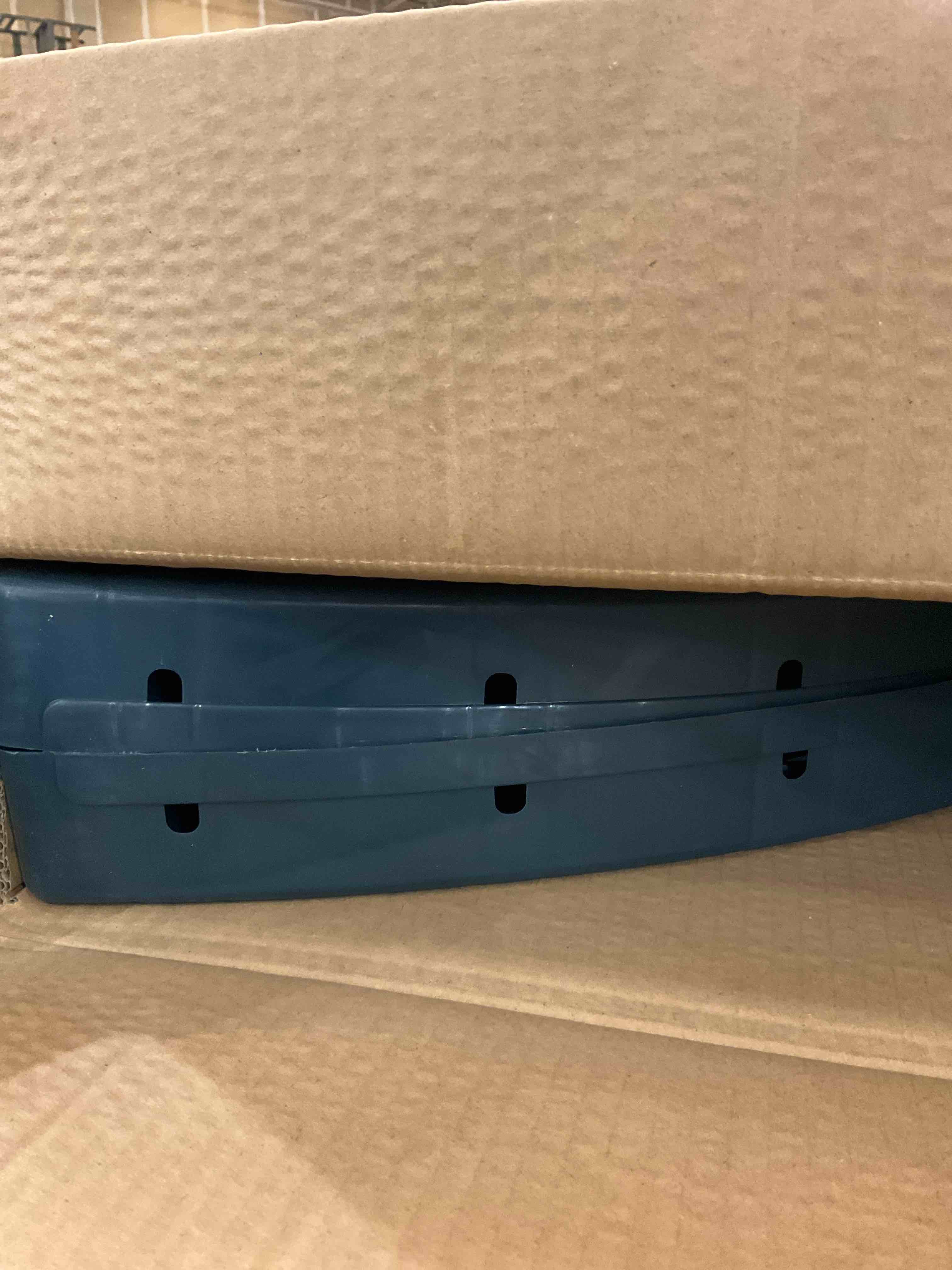 https://s3.amazonaws.com/lotting-images-prod/BargainHunt/EXS01647586_1722353634625.jpeg