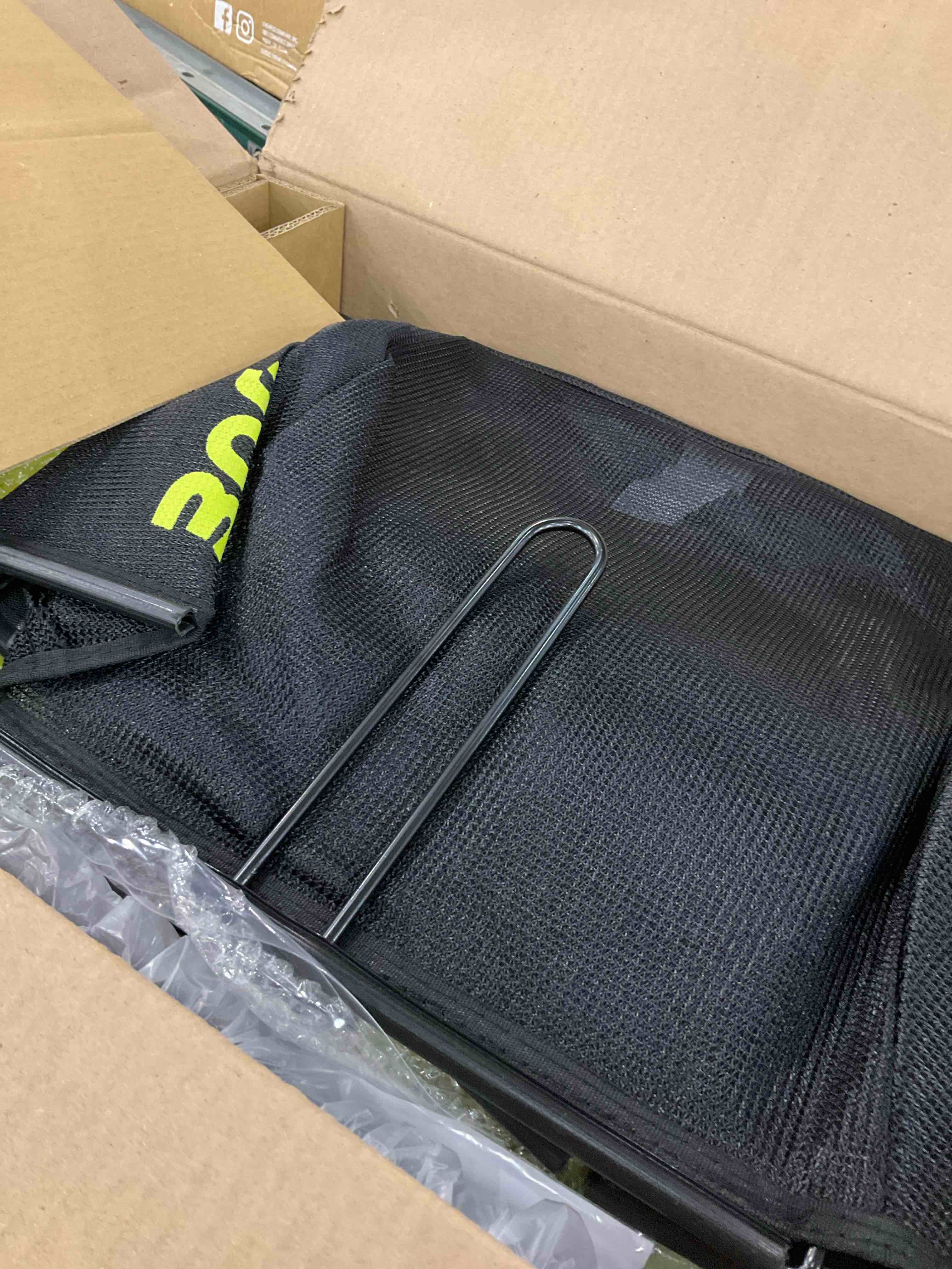 https://s3.amazonaws.com/lotting-images-prod/BargainHunt/EXS01647657_1722424810192.jpeg