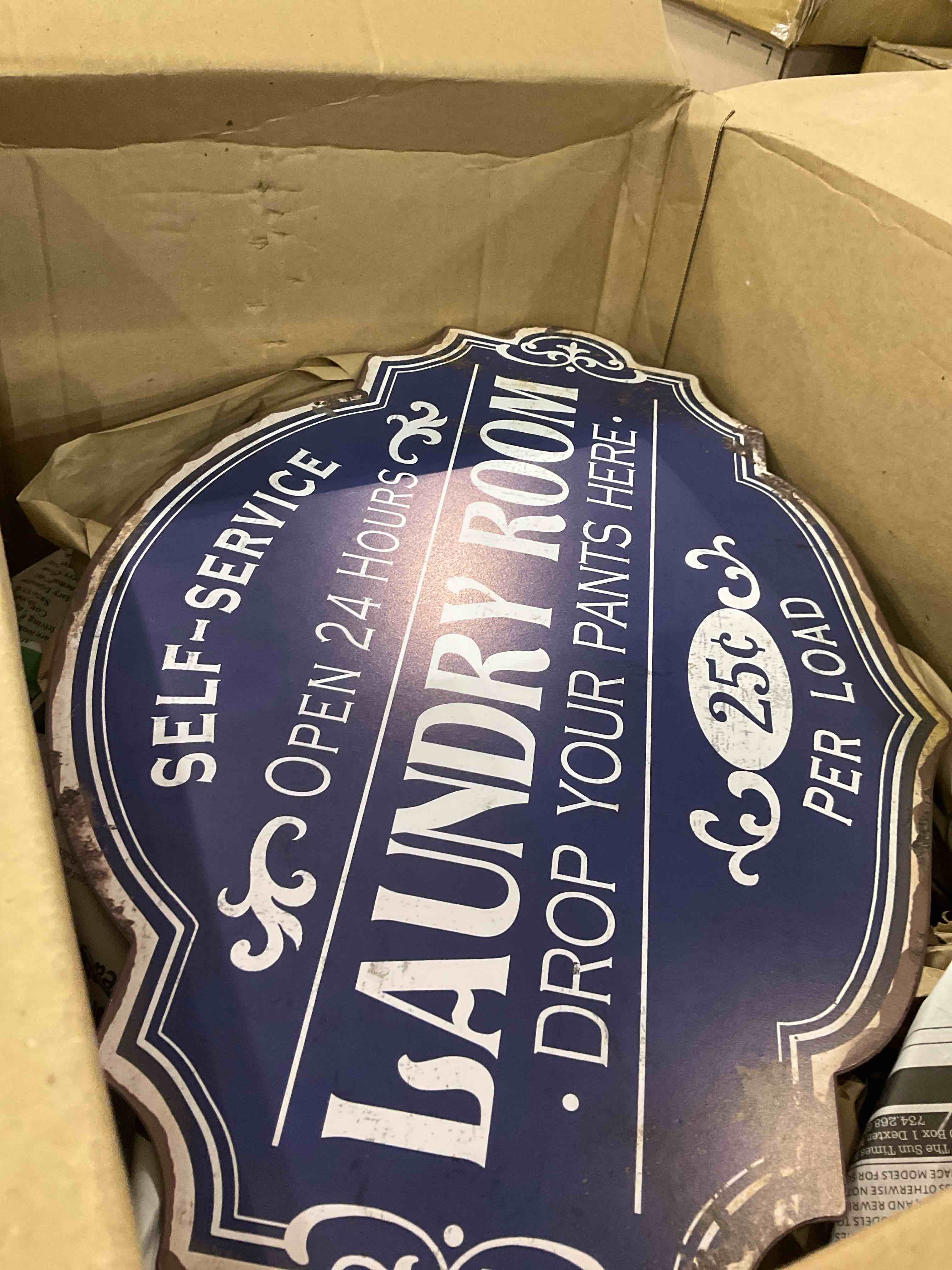 https://s3.amazonaws.com/lotting-images-prod/BargainHunt/EXS01647796_1722597660875.jpeg