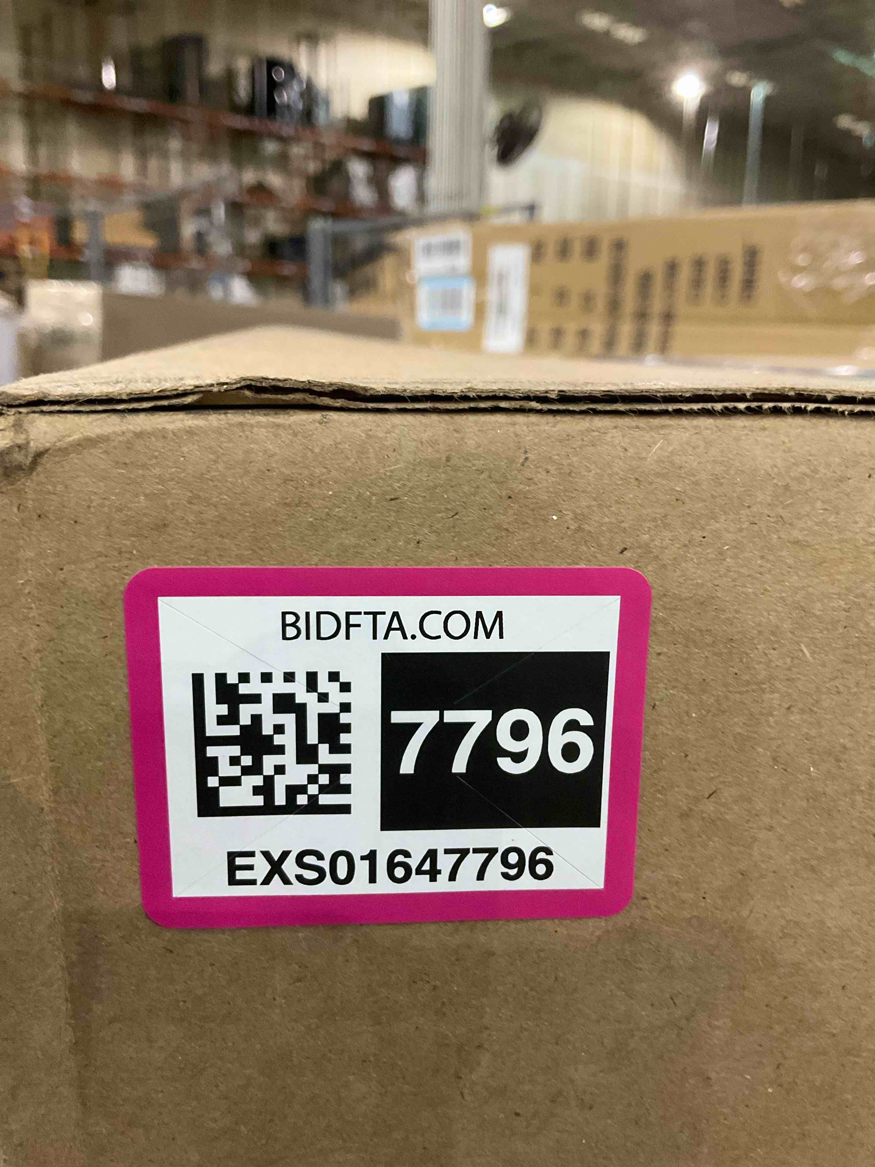 https://s3.amazonaws.com/lotting-images-prod/BargainHunt/EXS01647796_1722597698199.jpeg