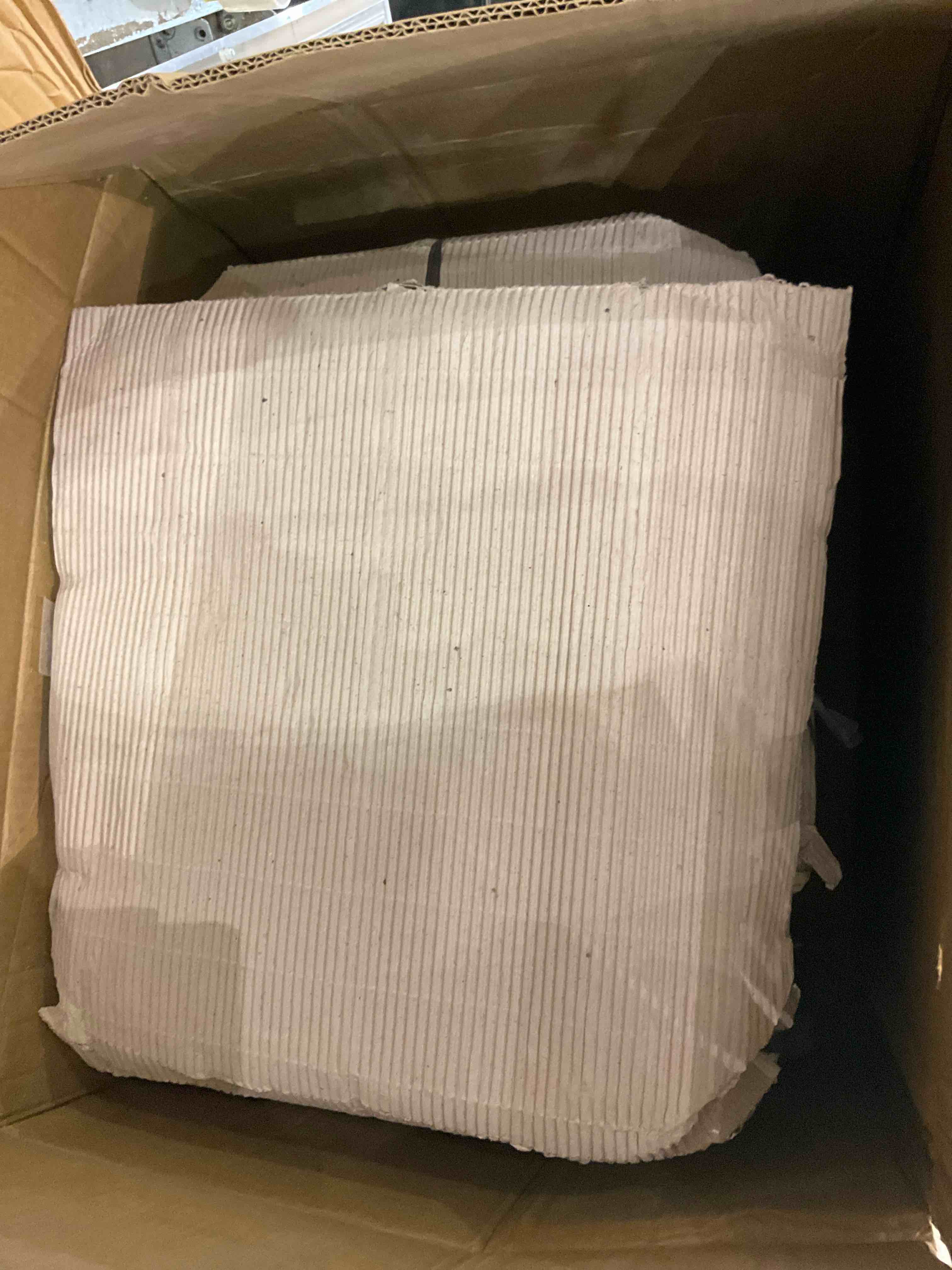 https://s3.amazonaws.com/lotting-images-prod/BargainHunt/EXS01648982_1720614861701.jpeg