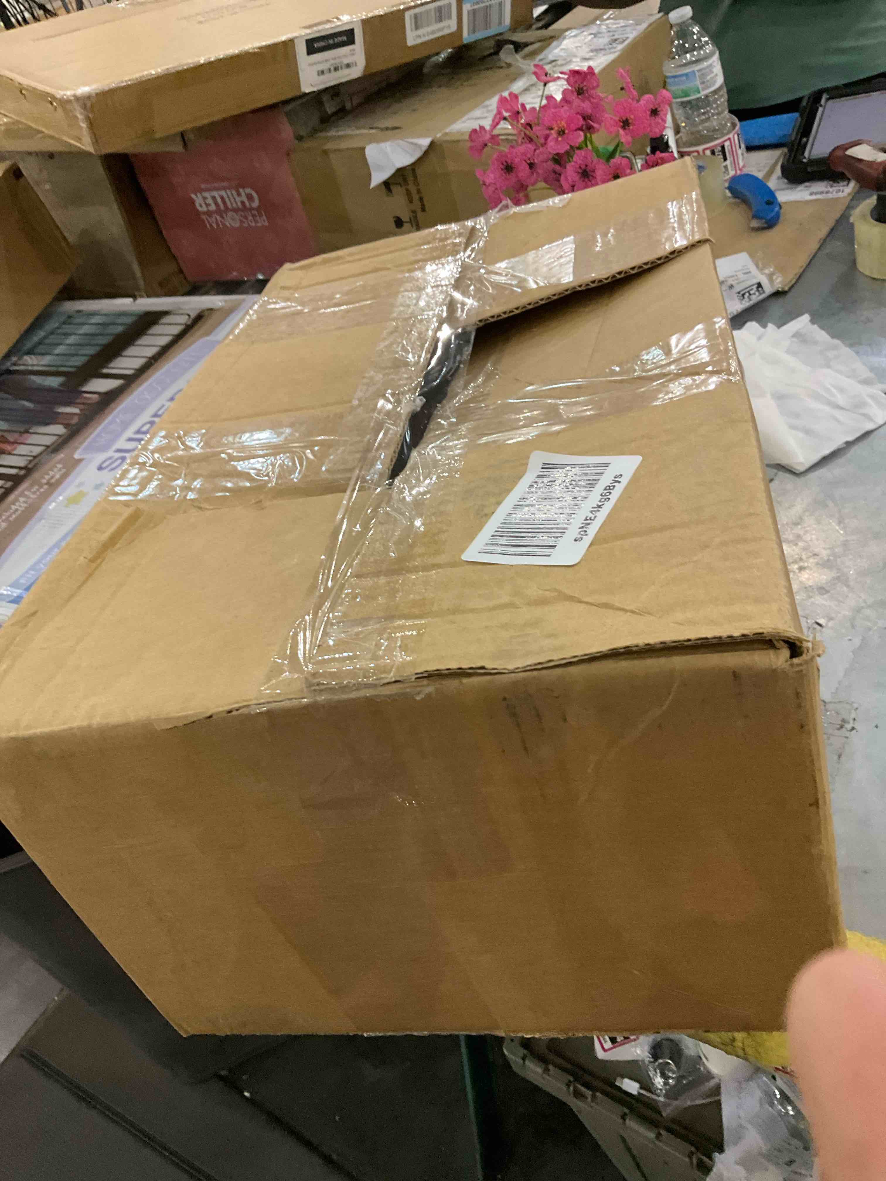 https://s3.amazonaws.com/lotting-images-prod/BargainHunt/EXS01649013_1721649297084.jpeg