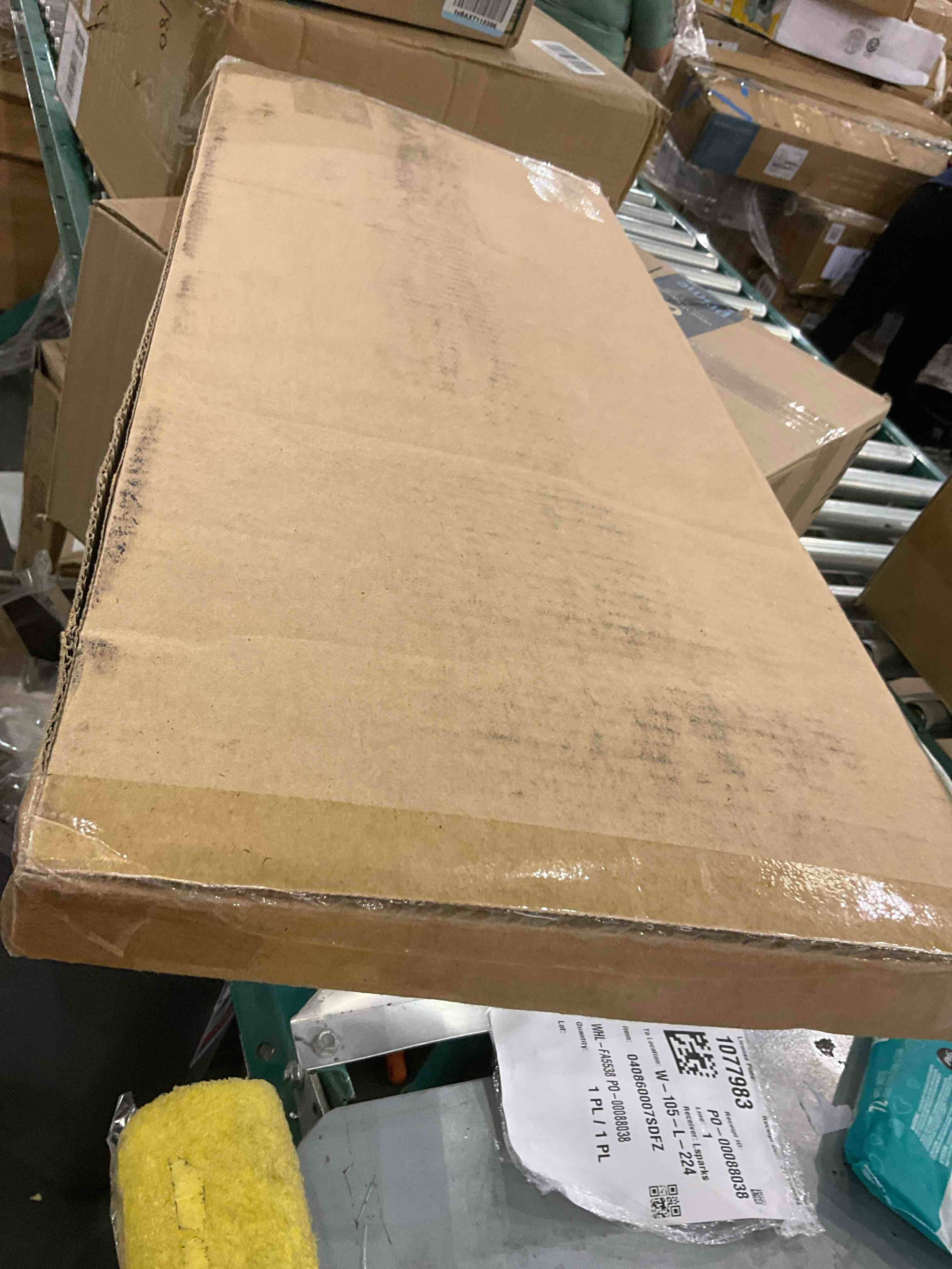 https://s3.amazonaws.com/lotting-images-prod/BargainHunt/EXS01649056_1721655885136.jpeg