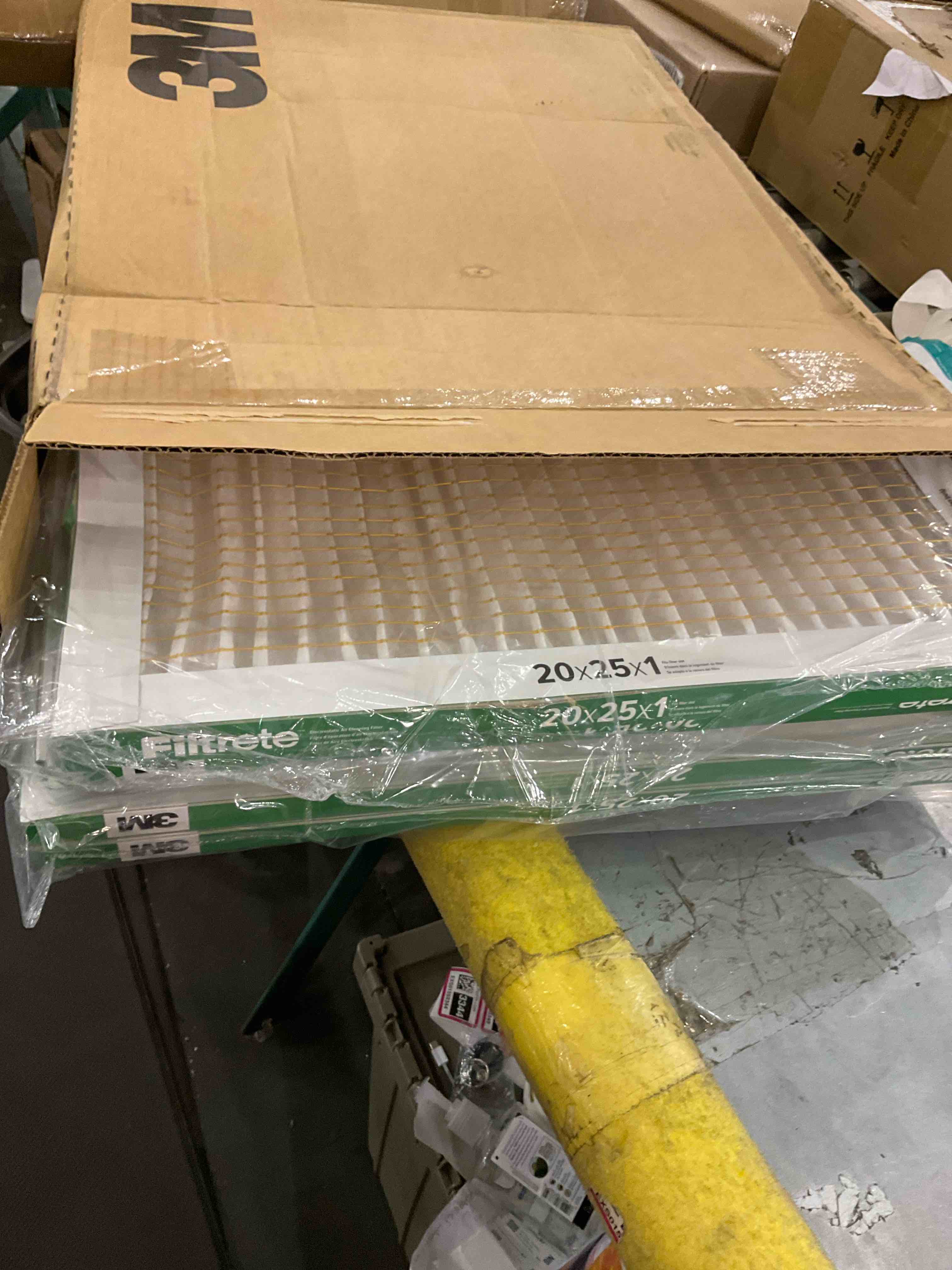 https://s3.amazonaws.com/lotting-images-prod/BargainHunt/EXS01649071_1721657689327.jpeg