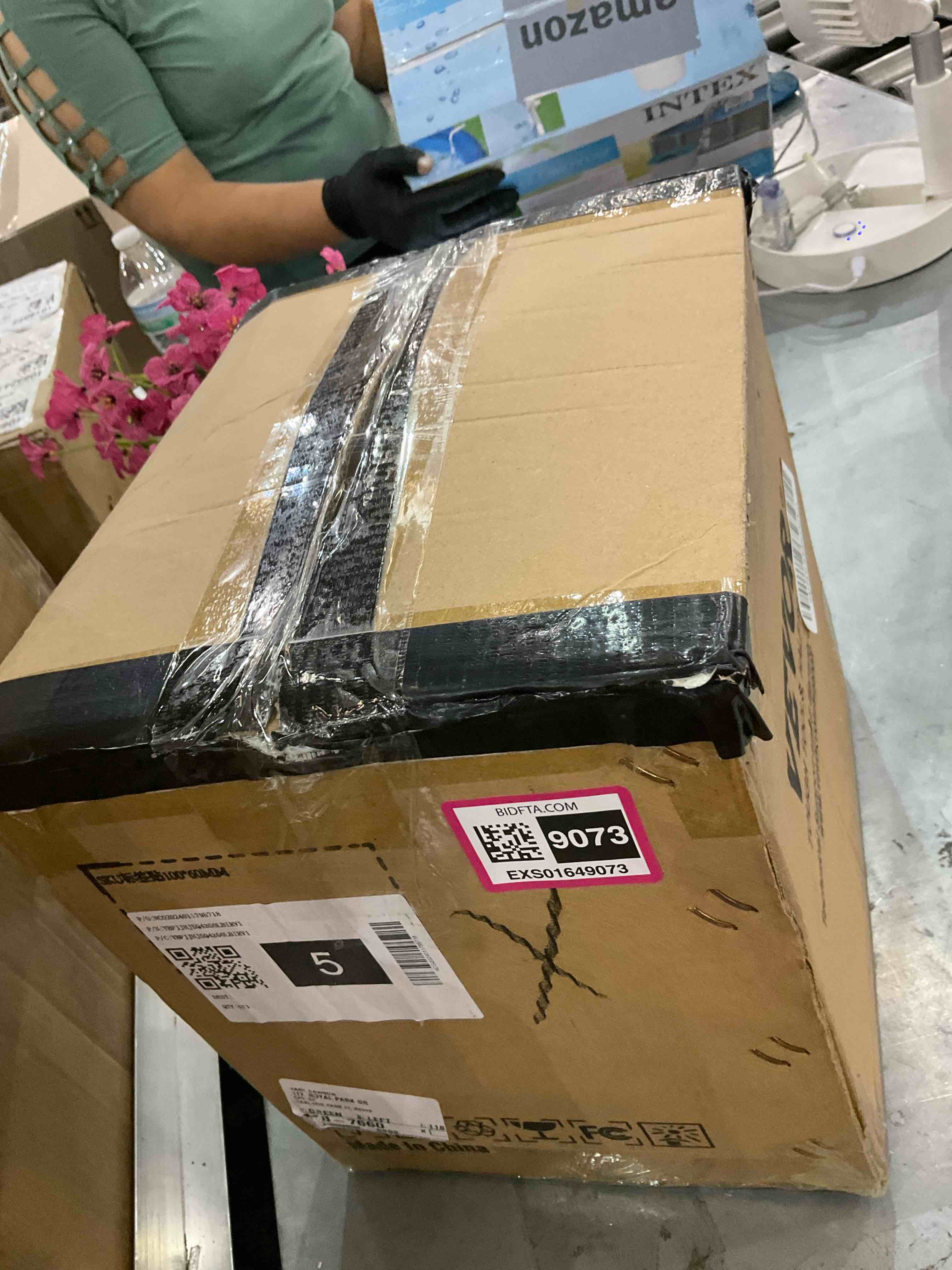 https://s3.amazonaws.com/lotting-images-prod/BargainHunt/EXS01649073_1721657851276.jpeg