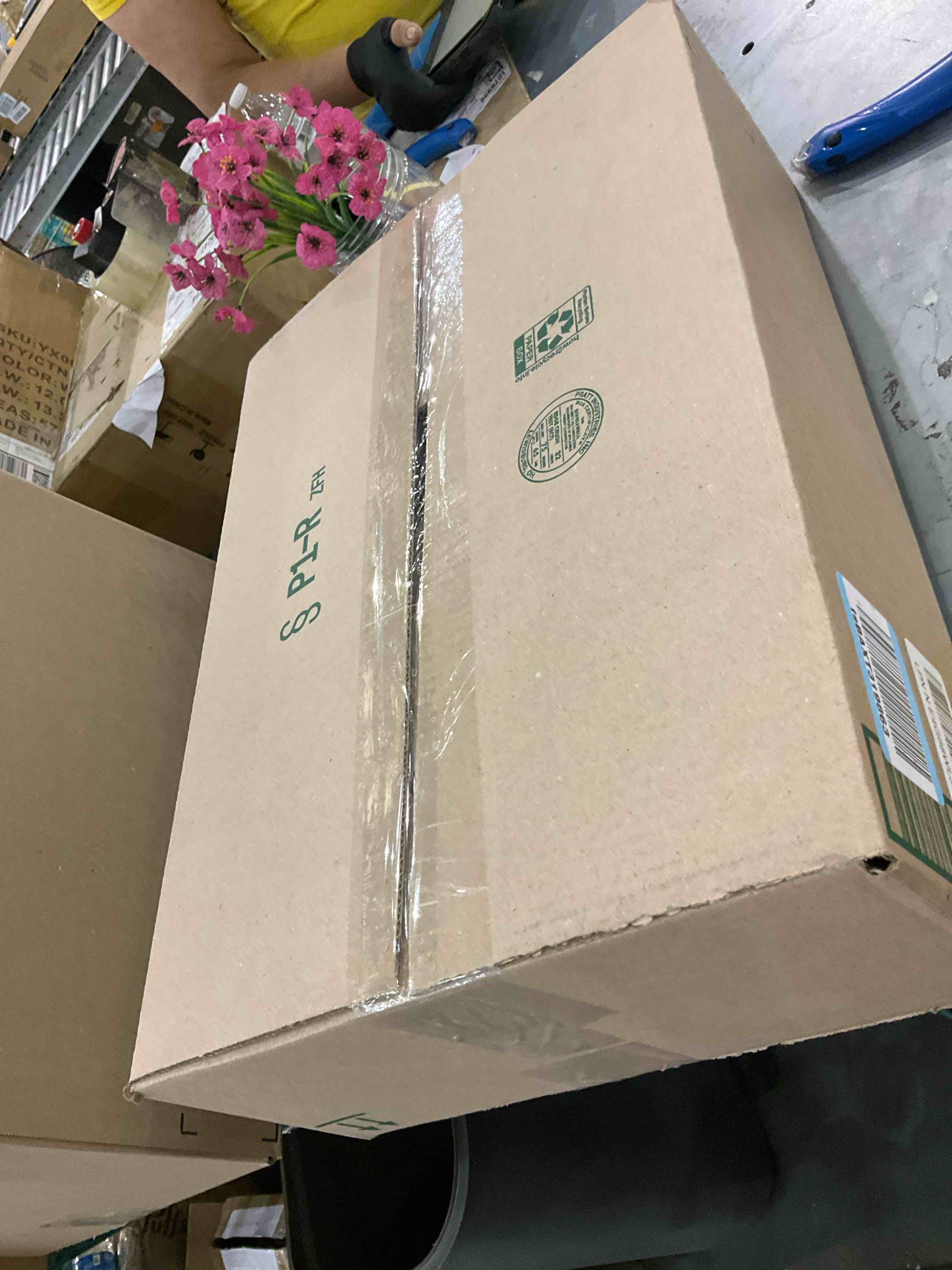 https://s3.amazonaws.com/lotting-images-prod/BargainHunt/EXS01649213_1721736251218.jpeg