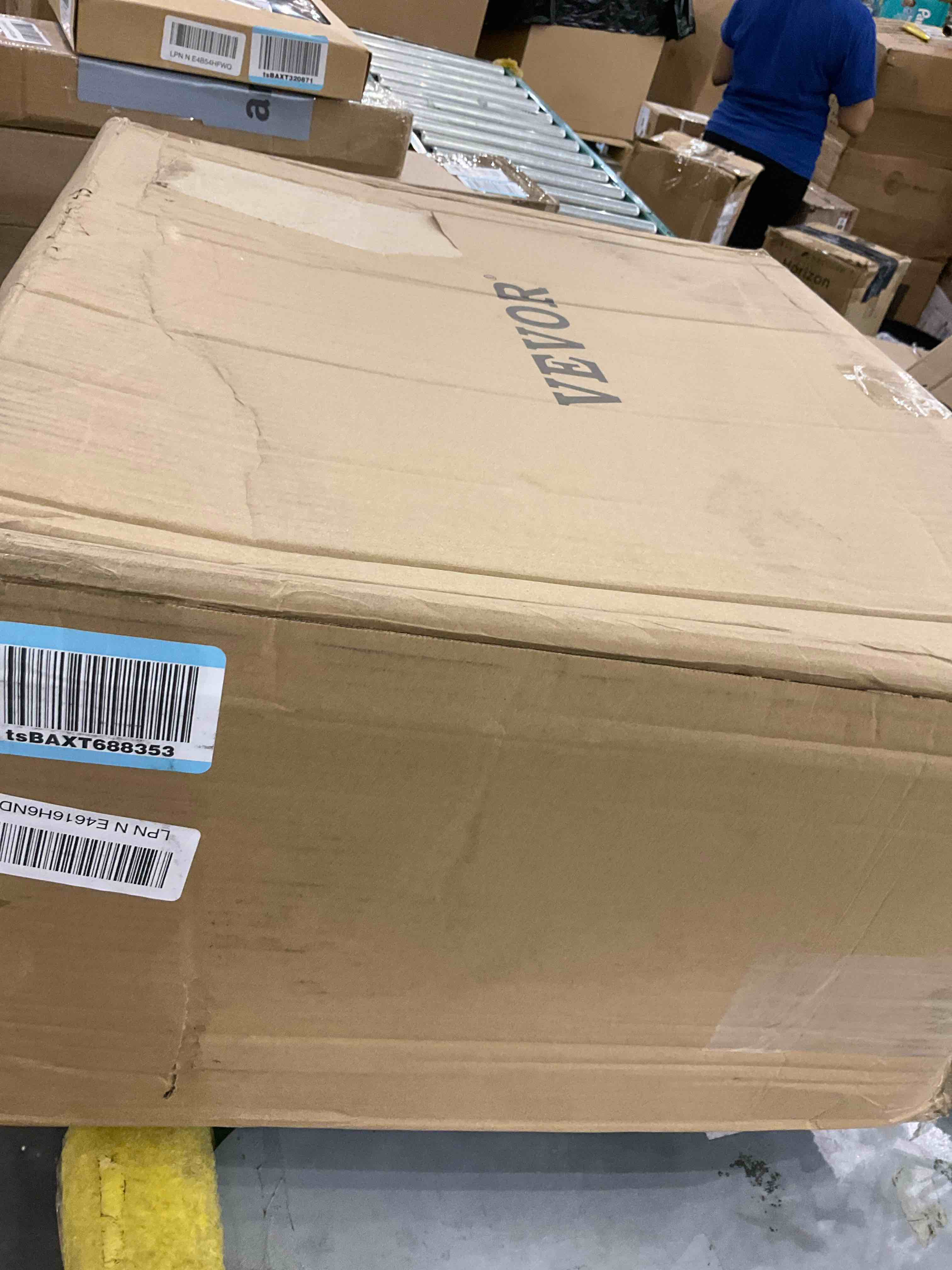 https://s3.amazonaws.com/lotting-images-prod/BargainHunt/EXS01649299_1721749289973.jpeg