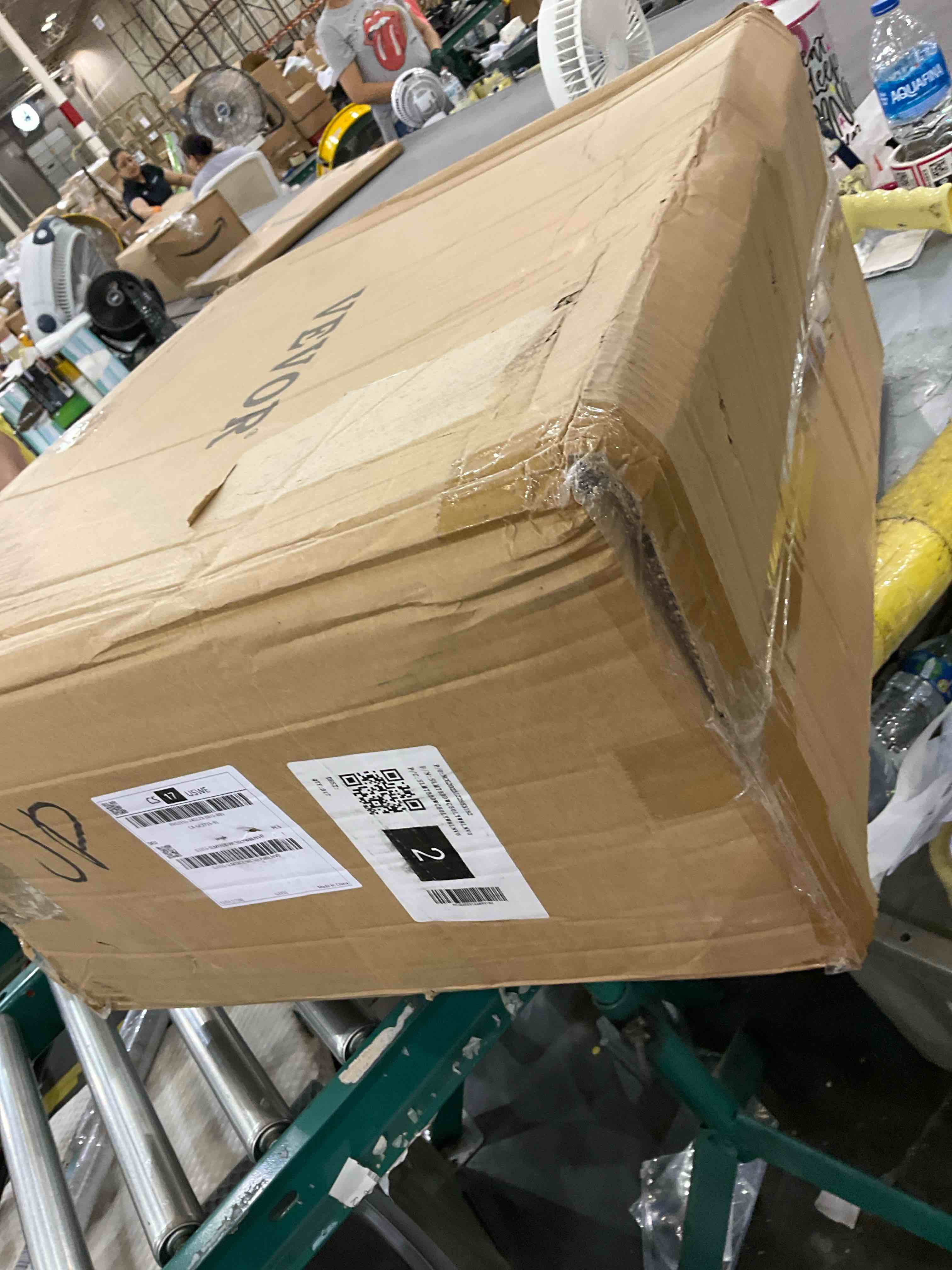 https://s3.amazonaws.com/lotting-images-prod/BargainHunt/EXS01649299_1721749296354.jpeg