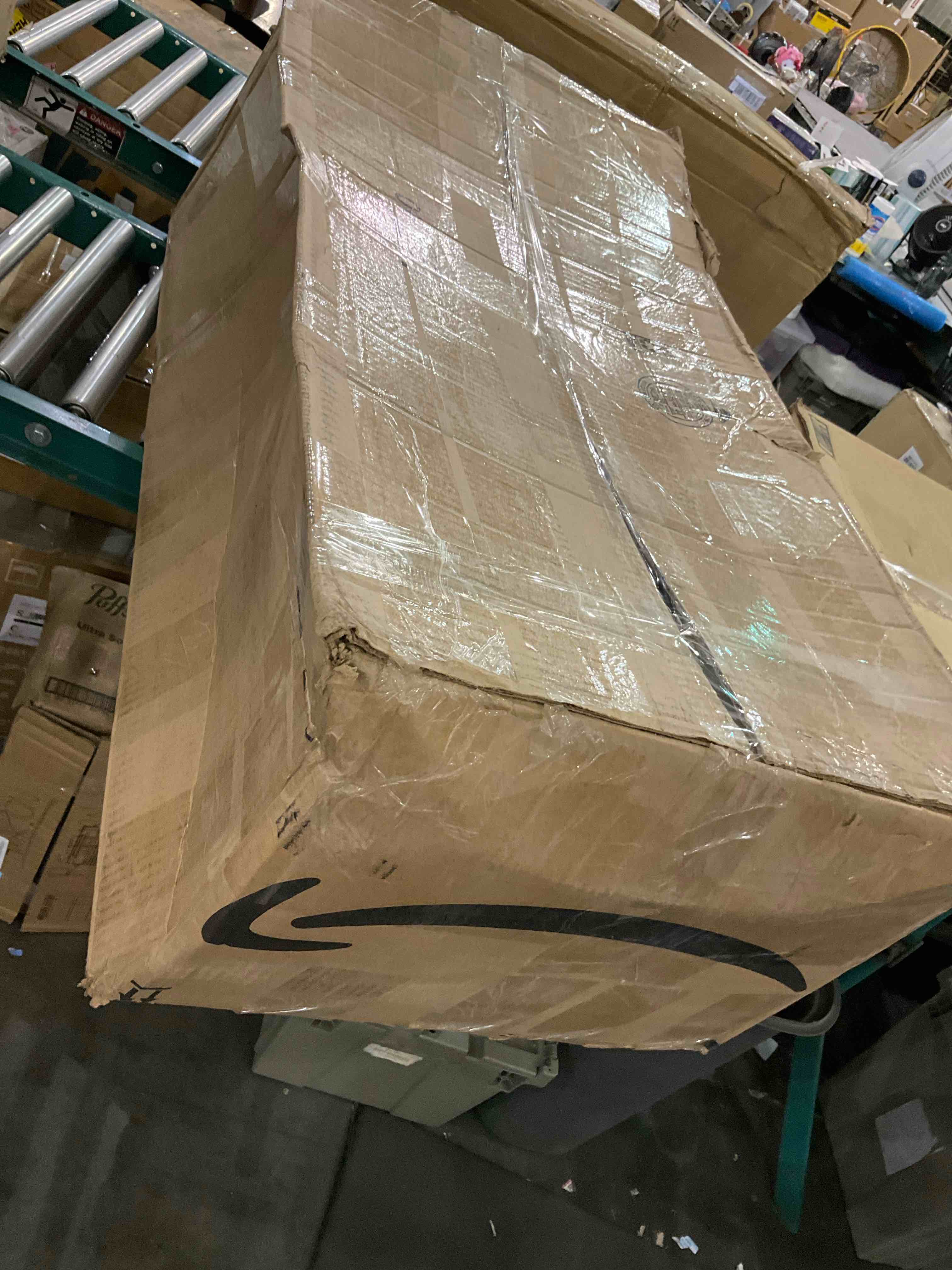 https://s3.amazonaws.com/lotting-images-prod/BargainHunt/EXS01649395_1721824916010.jpeg