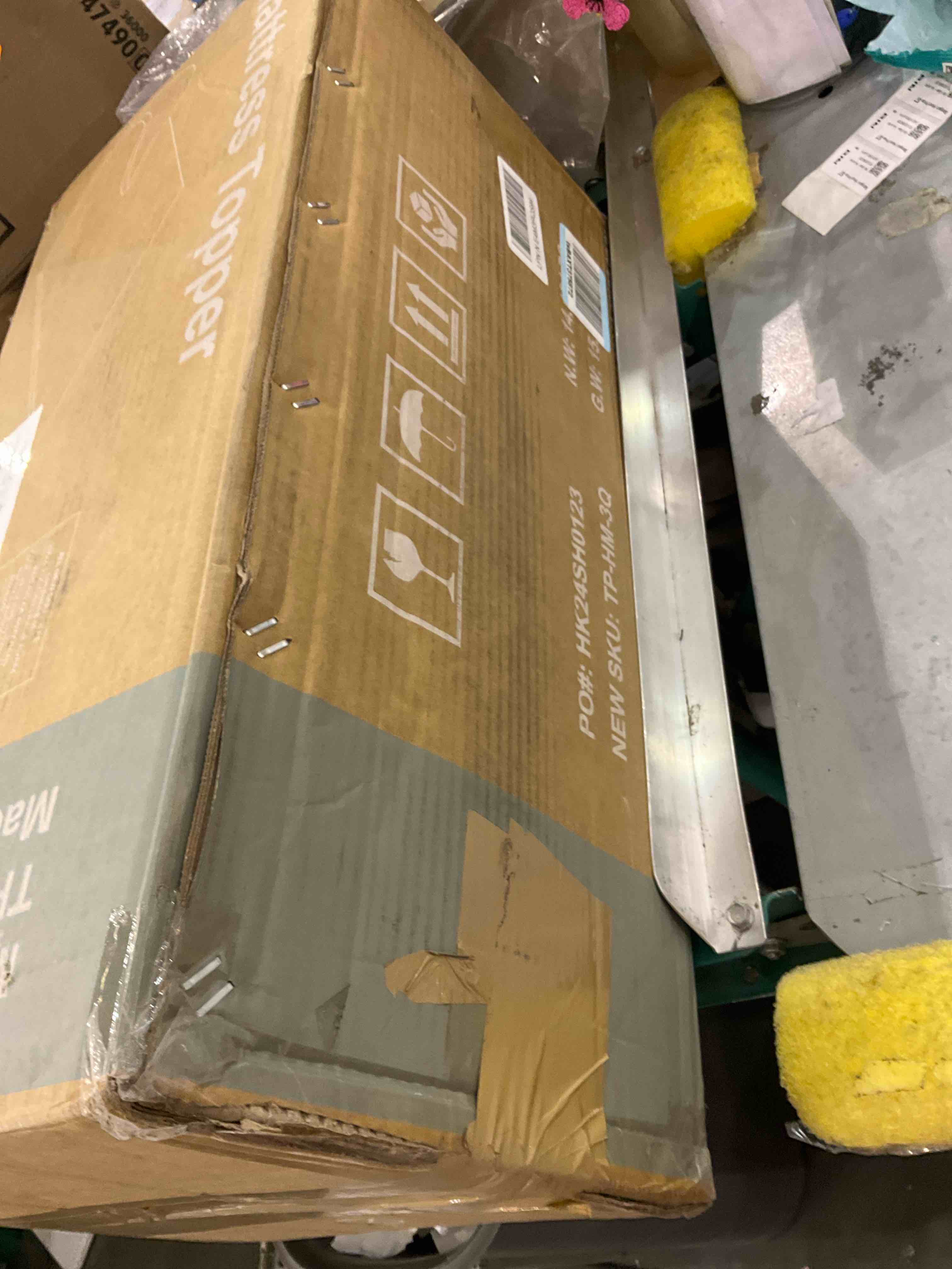 https://s3.amazonaws.com/lotting-images-prod/BargainHunt/EXS01649444_1721834377541.jpeg