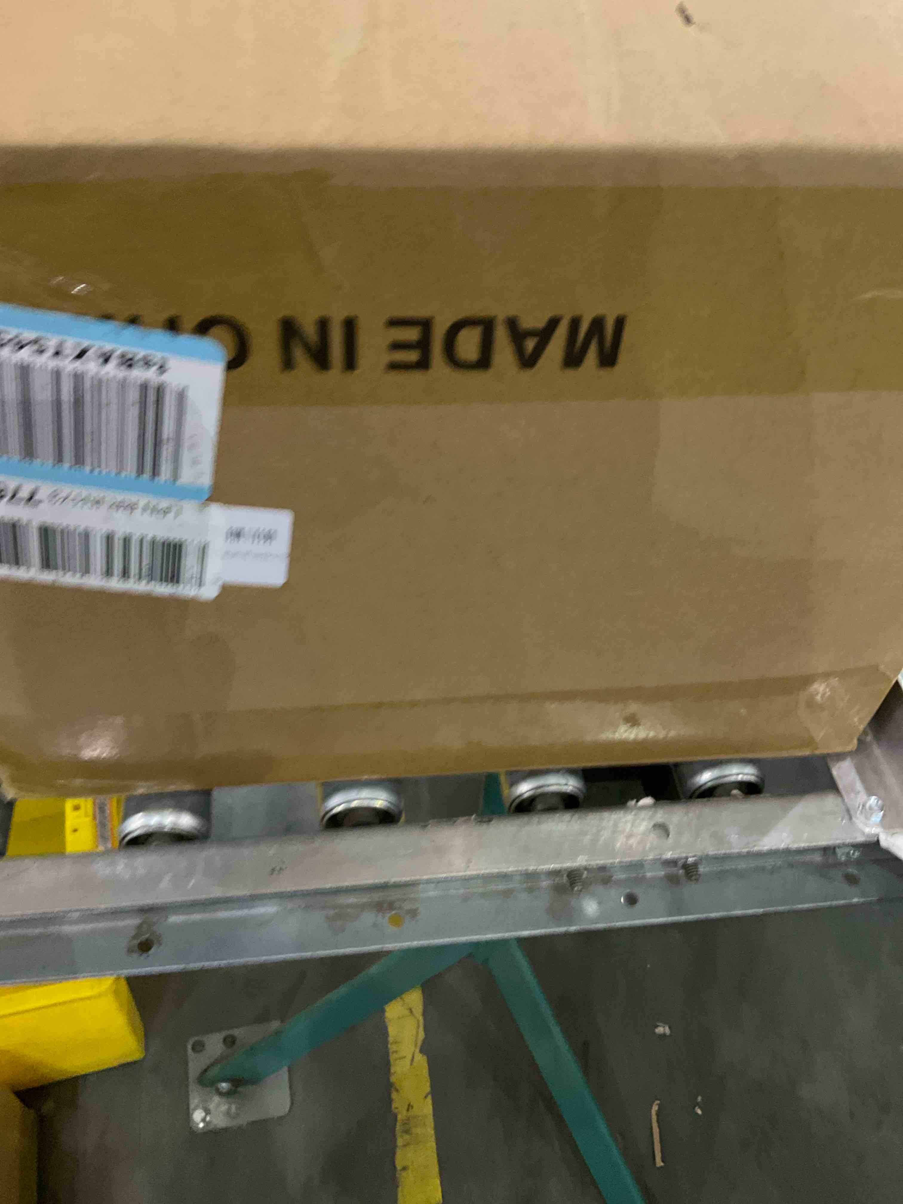 https://s3.amazonaws.com/lotting-images-prod/BargainHunt/EXS01649520_1720008881319.jpeg