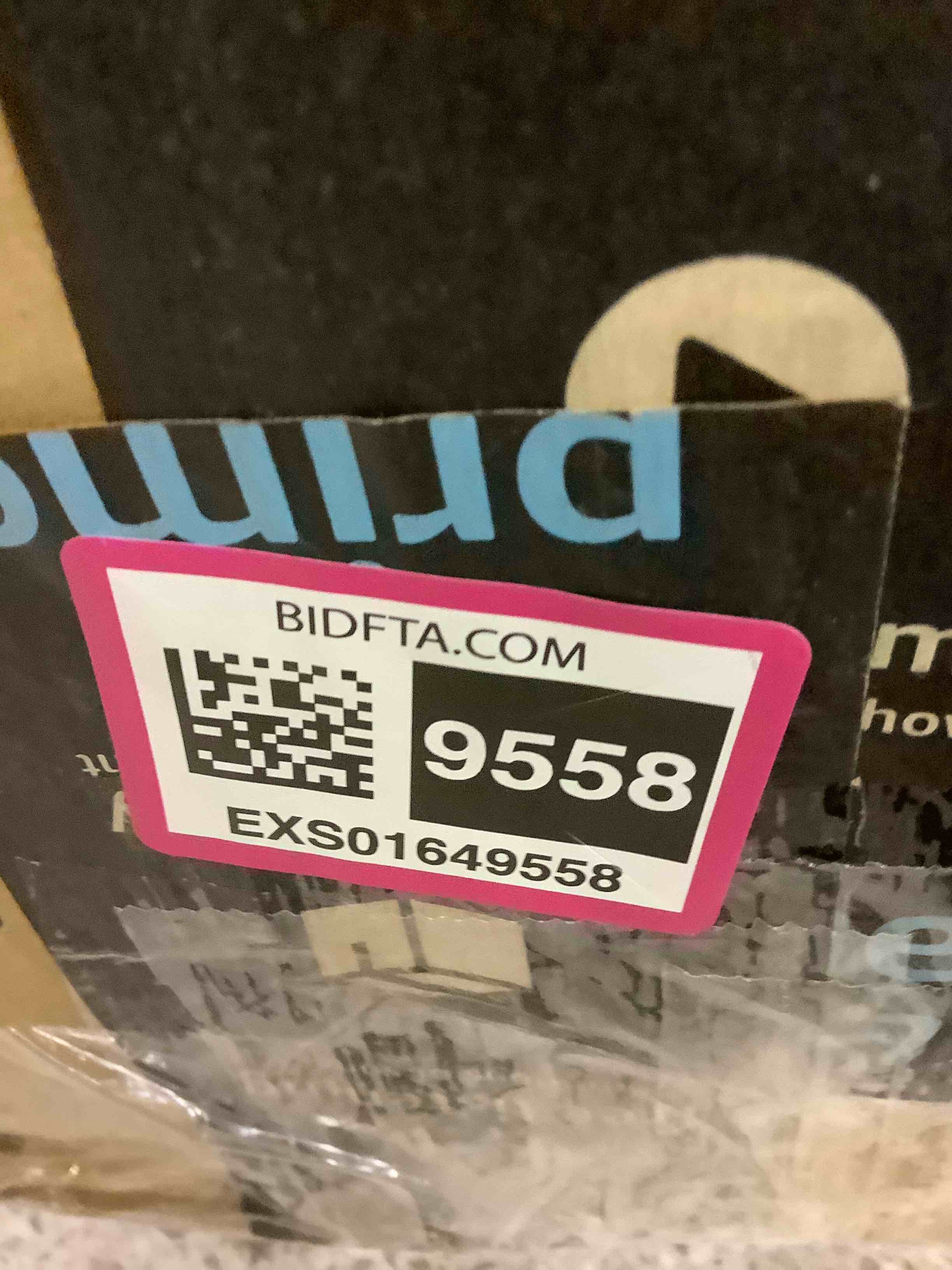 https://s3.amazonaws.com/lotting-images-prod/BargainHunt/EXS01649558_1721918265119.jpeg
