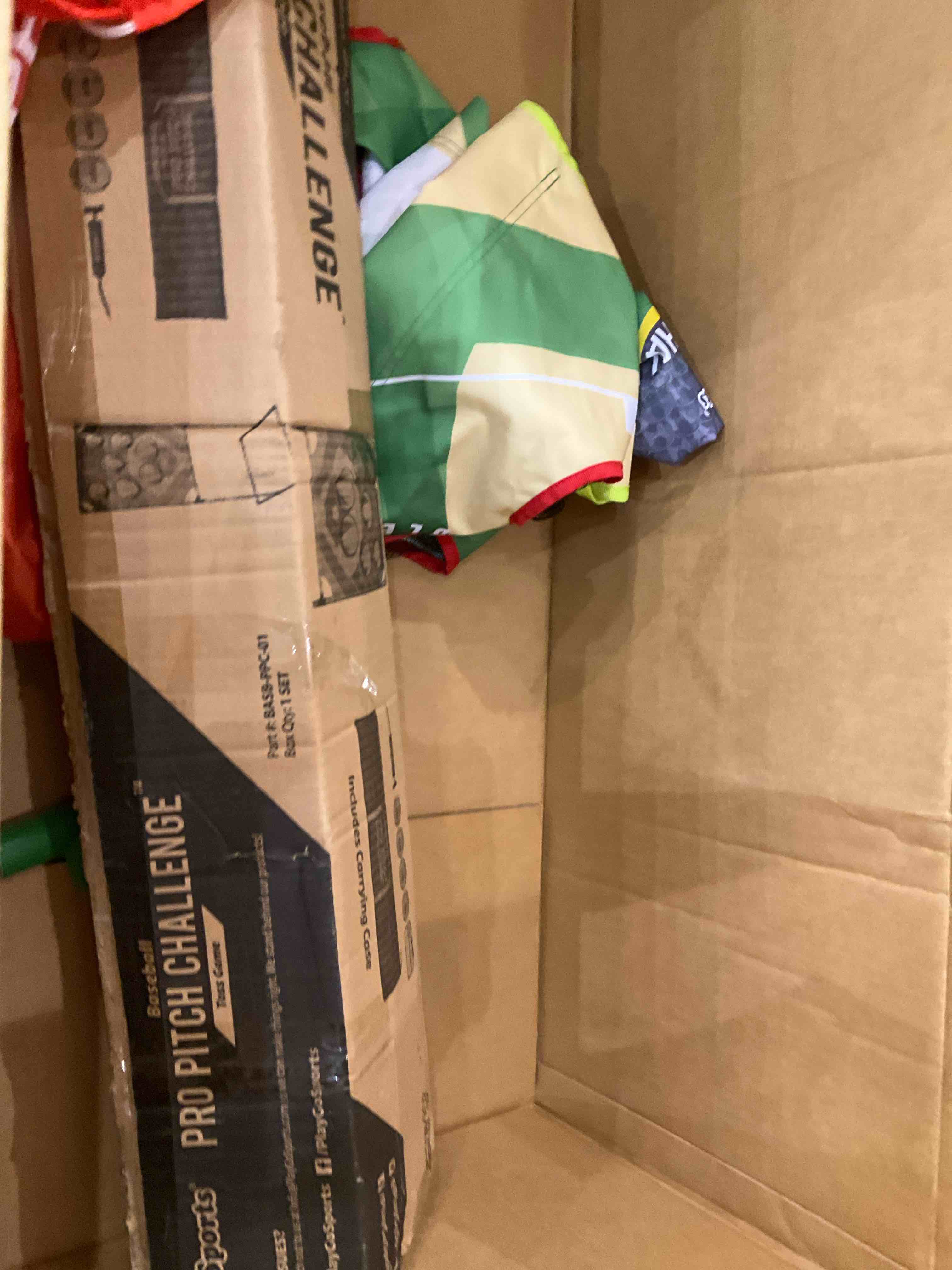 https://s3.amazonaws.com/lotting-images-prod/BargainHunt/EXS01650134_1721834404427.jpeg