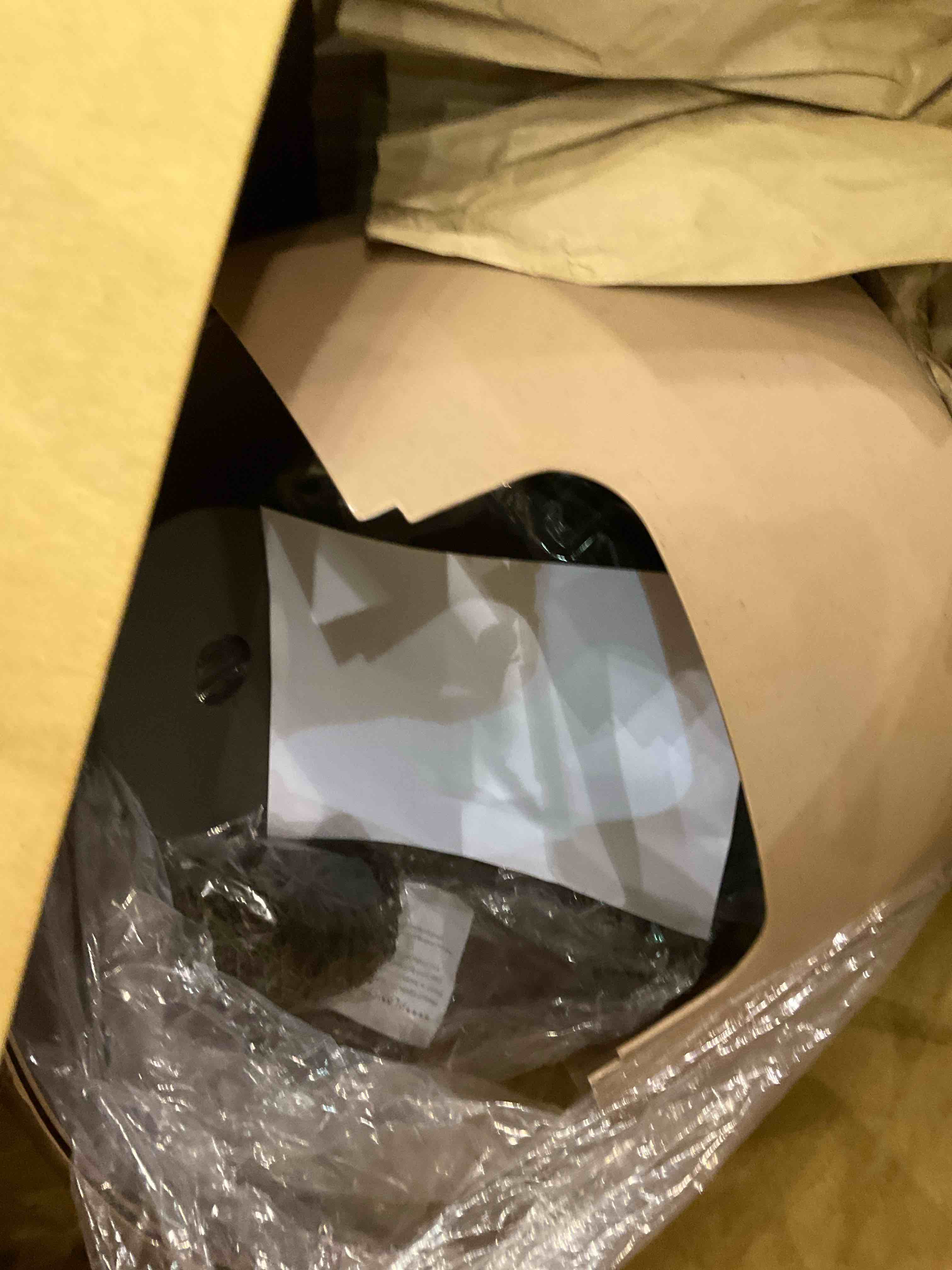 https://s3.amazonaws.com/lotting-images-prod/BargainHunt/EXS01650200_1721907243897.jpeg
