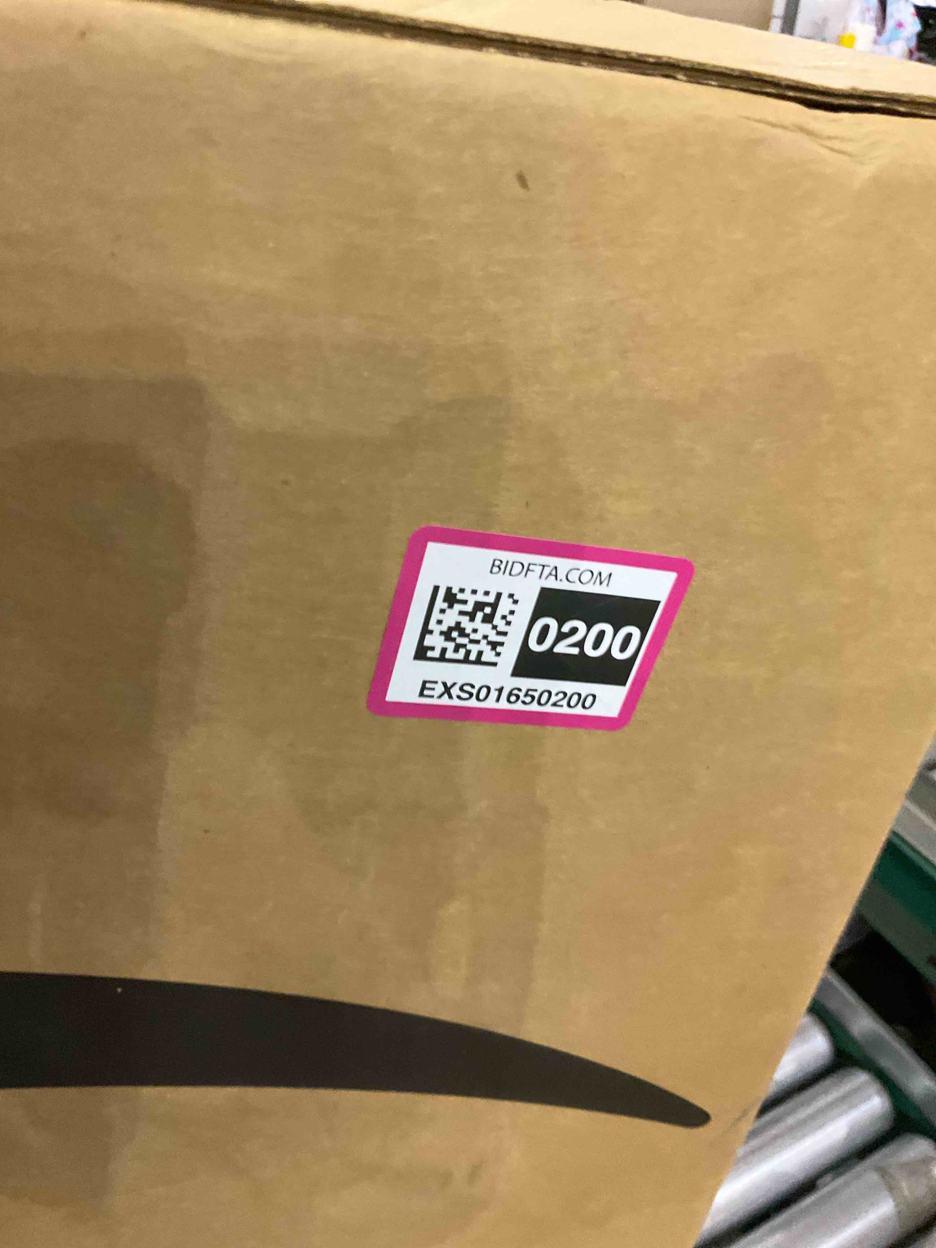 https://s3.amazonaws.com/lotting-images-prod/BargainHunt/EXS01650200_1721907296350.jpeg