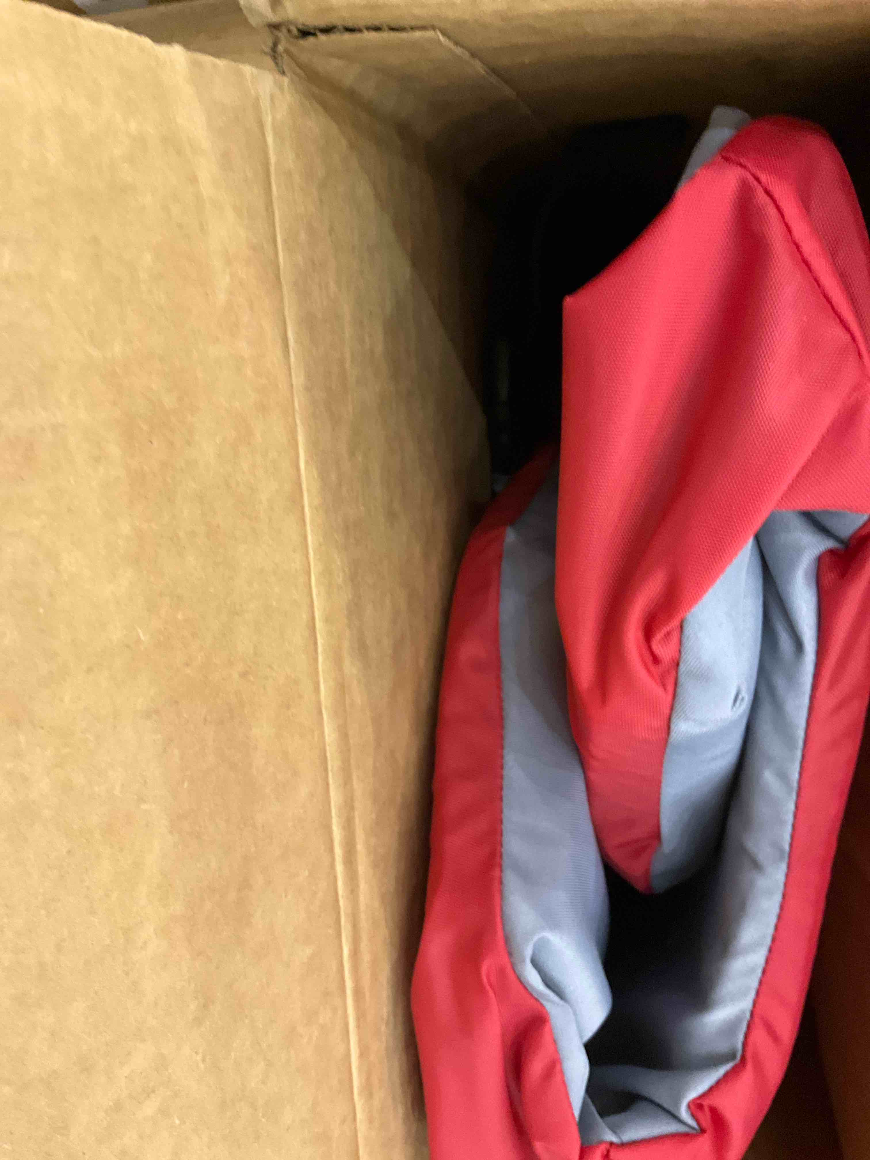 https://s3.amazonaws.com/lotting-images-prod/BargainHunt/EXS01650277_1721926497708.jpeg