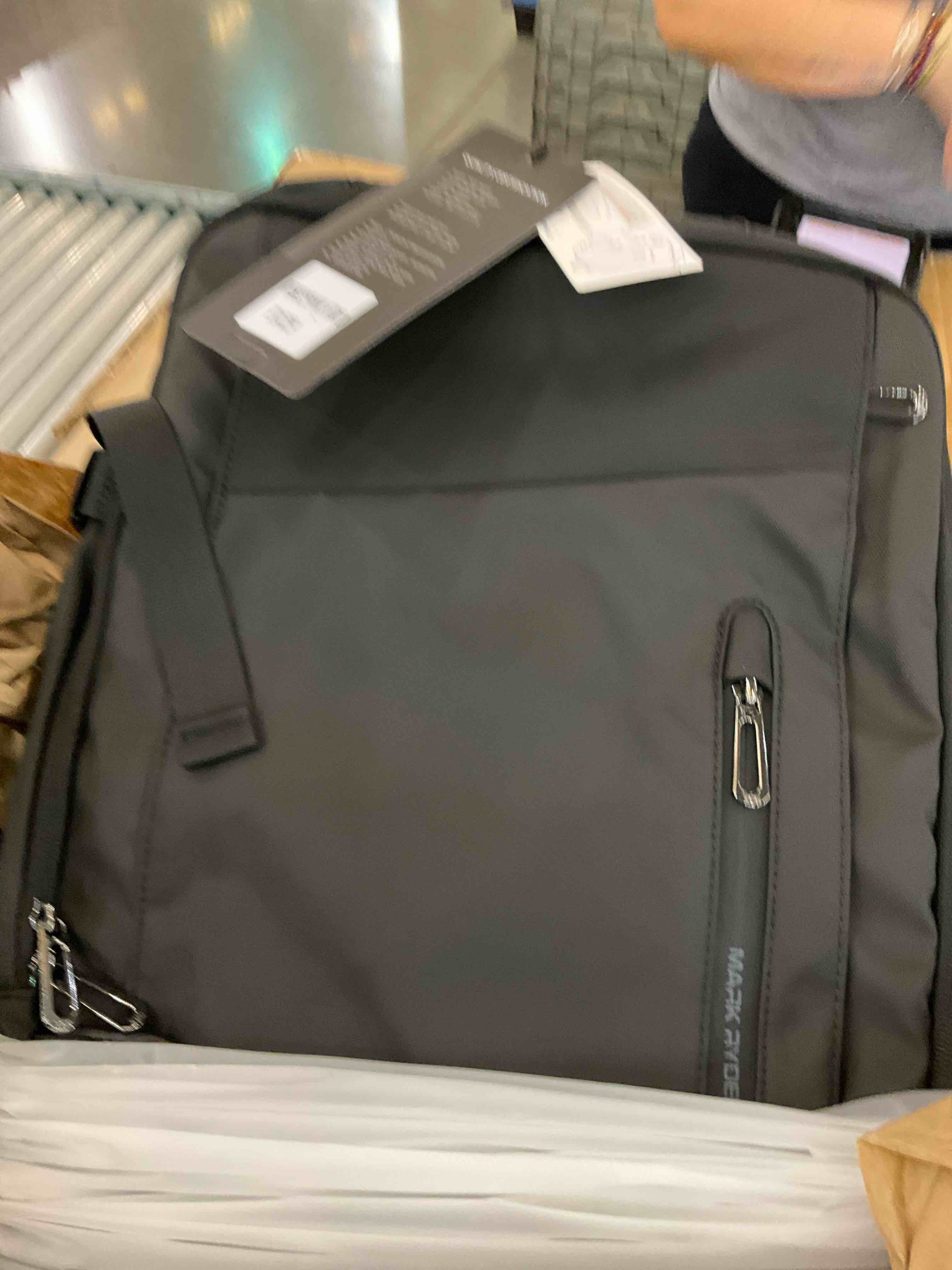 https://s3.amazonaws.com/lotting-images-prod/BargainHunt/EXS01650298_1721933115886.jpeg