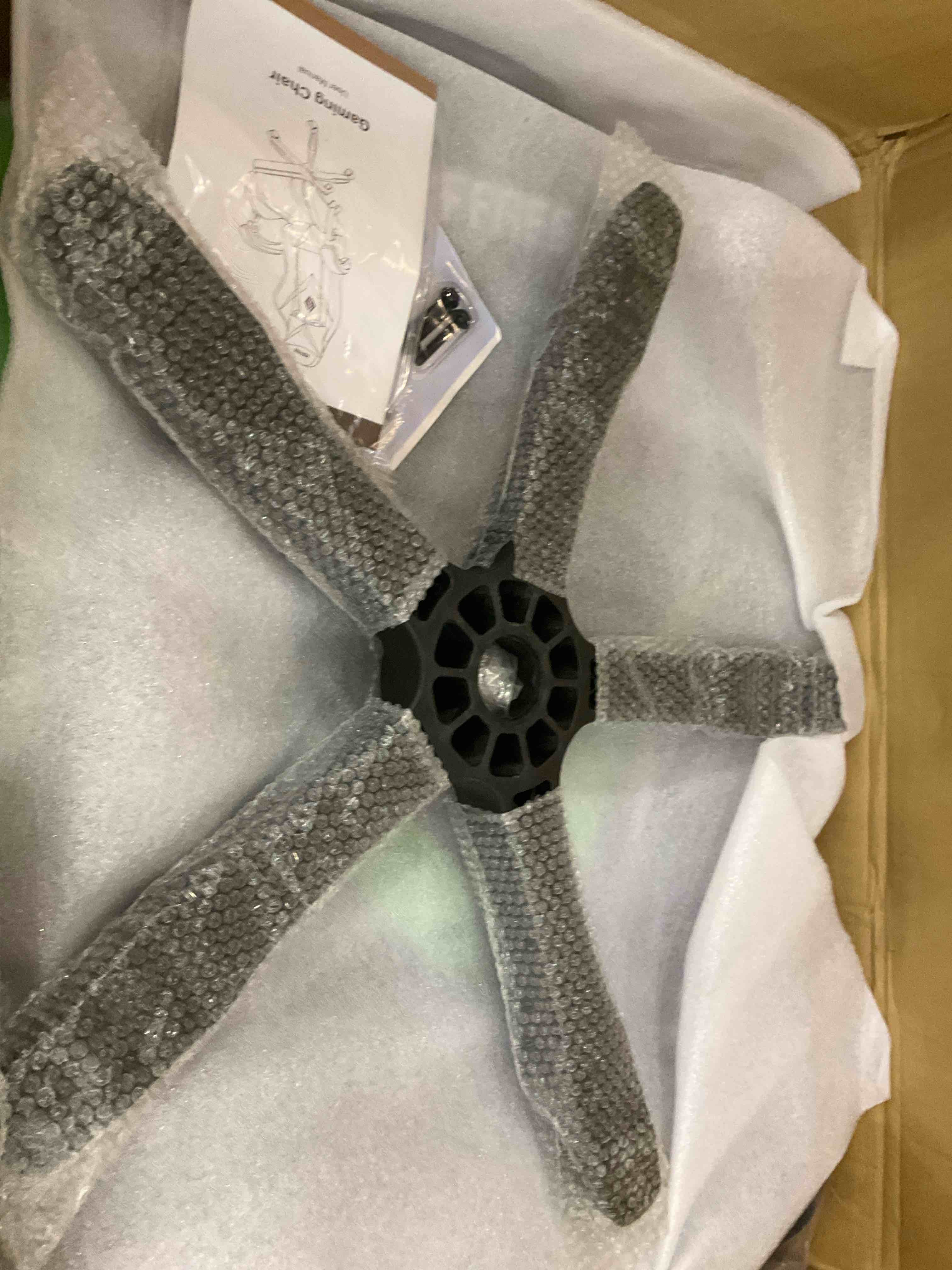 https://s3.amazonaws.com/lotting-images-prod/BargainHunt/EXS01650391_1722262266669.jpeg
