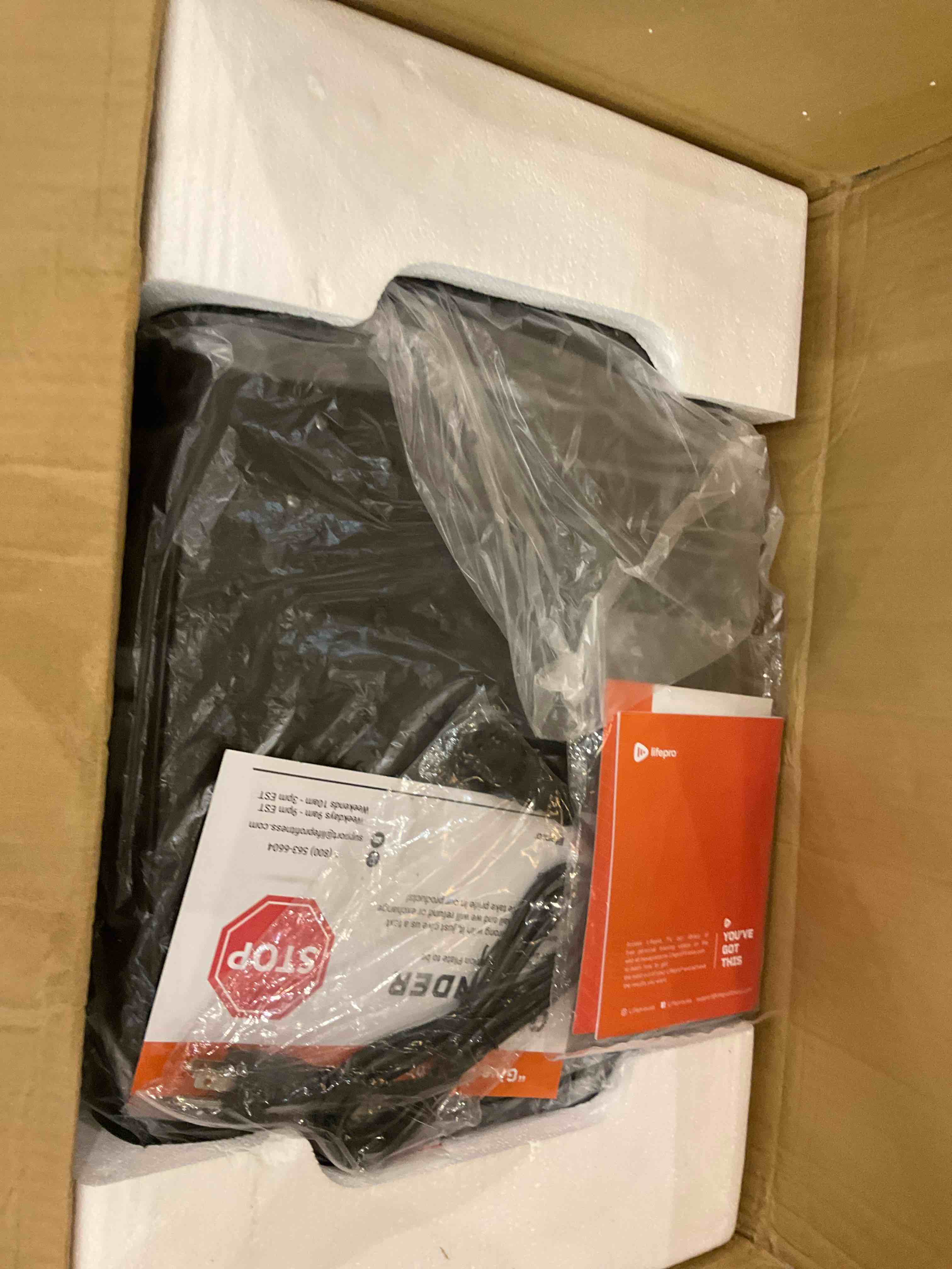 https://s3.amazonaws.com/lotting-images-prod/BargainHunt/EXS01650395_1722263692711.jpeg
